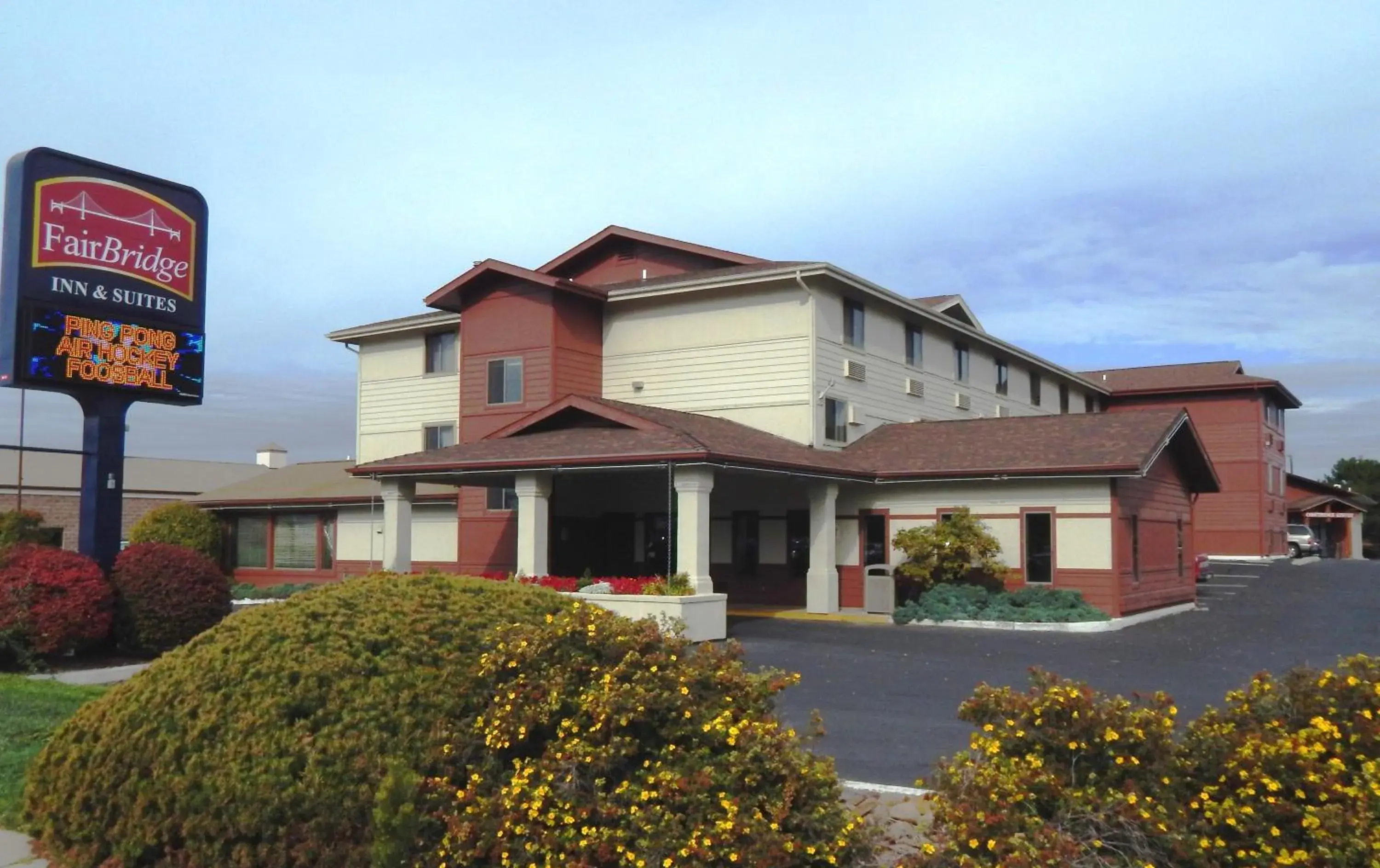 Property Building in FairBridge Inn, Suites & Conference Center – Missoula