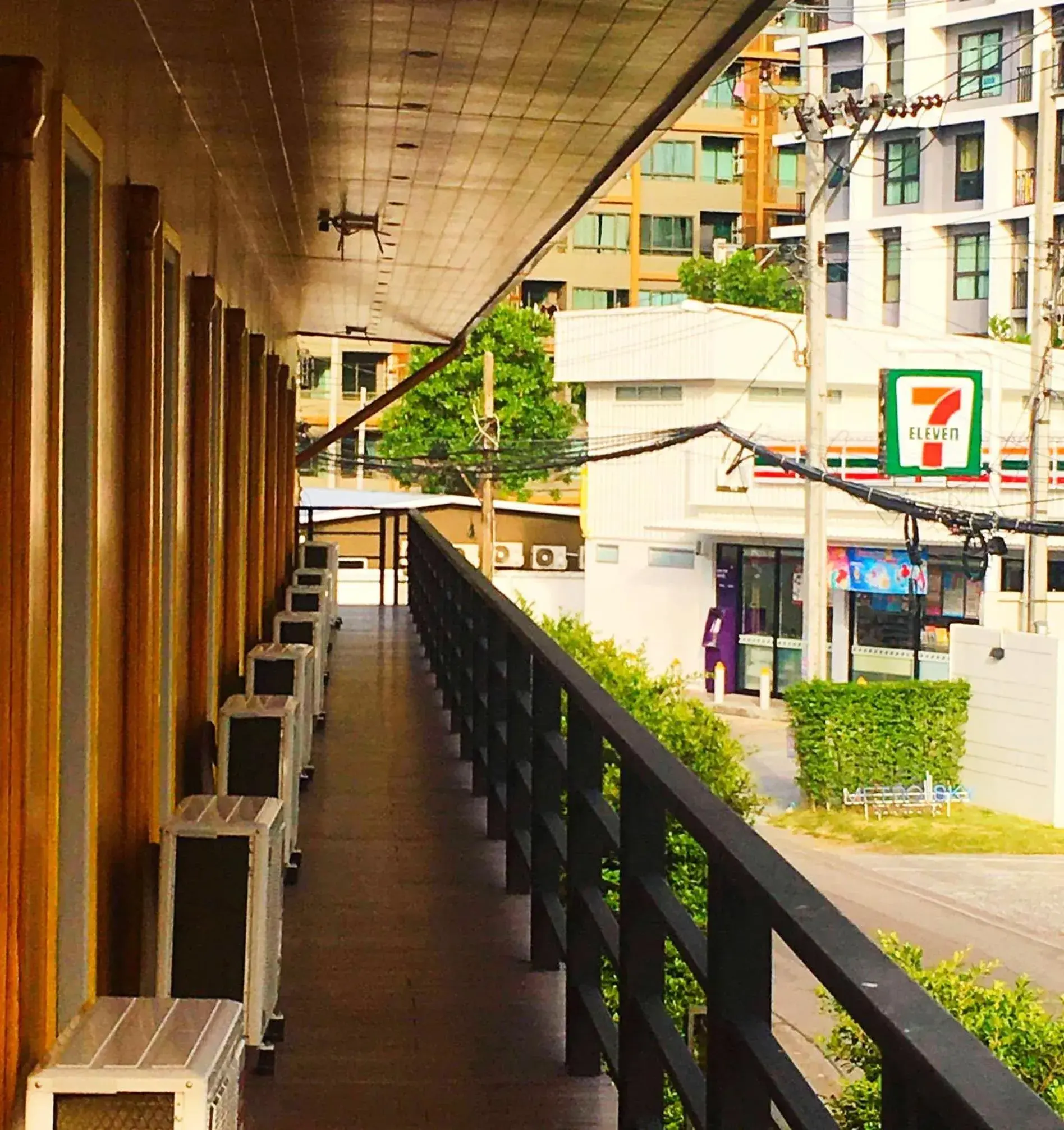 Neighbourhood, Balcony/Terrace in Resort V MRT Huai Khwang