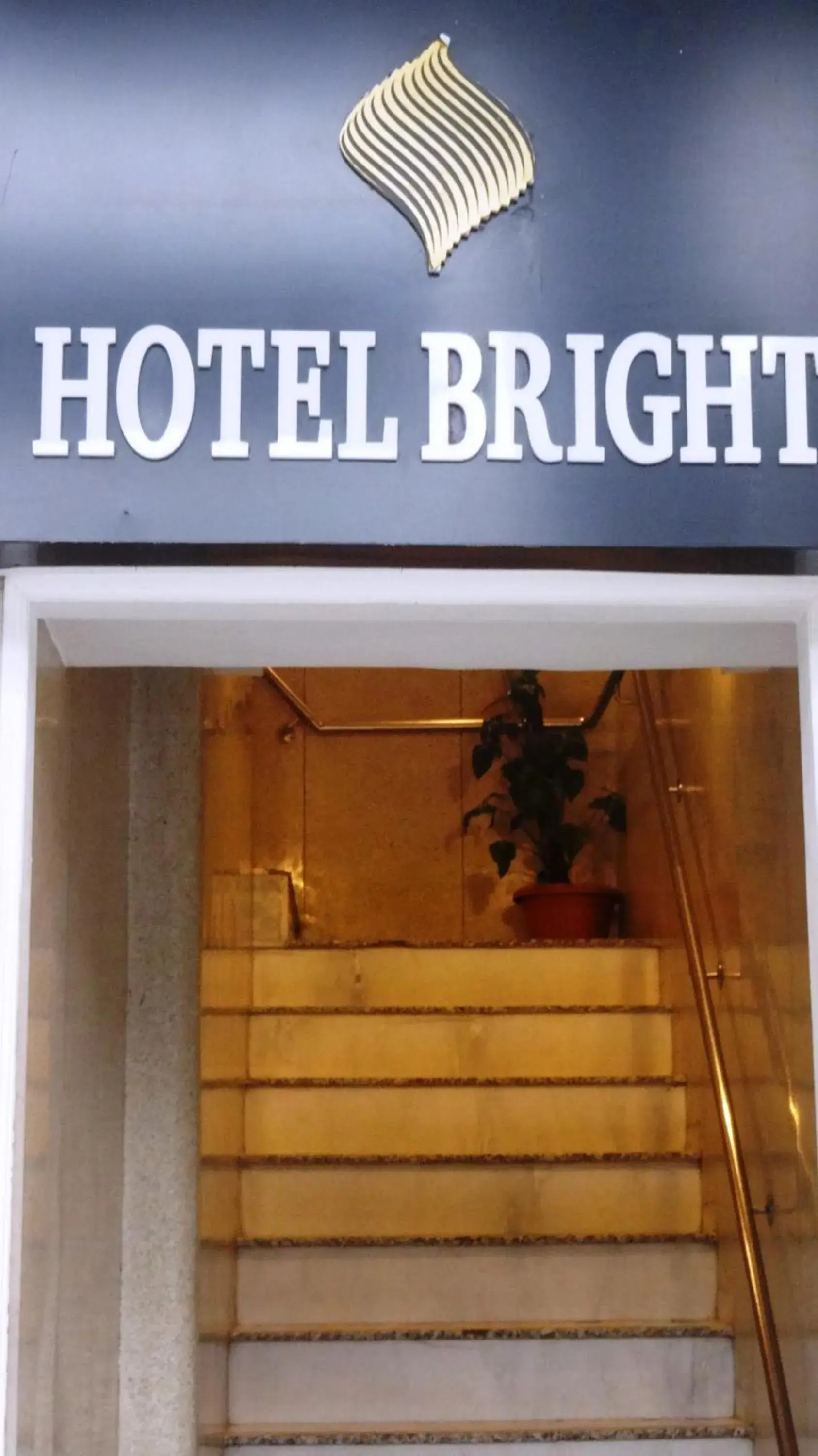 Facade/entrance, Property Logo/Sign in Hotel Bright