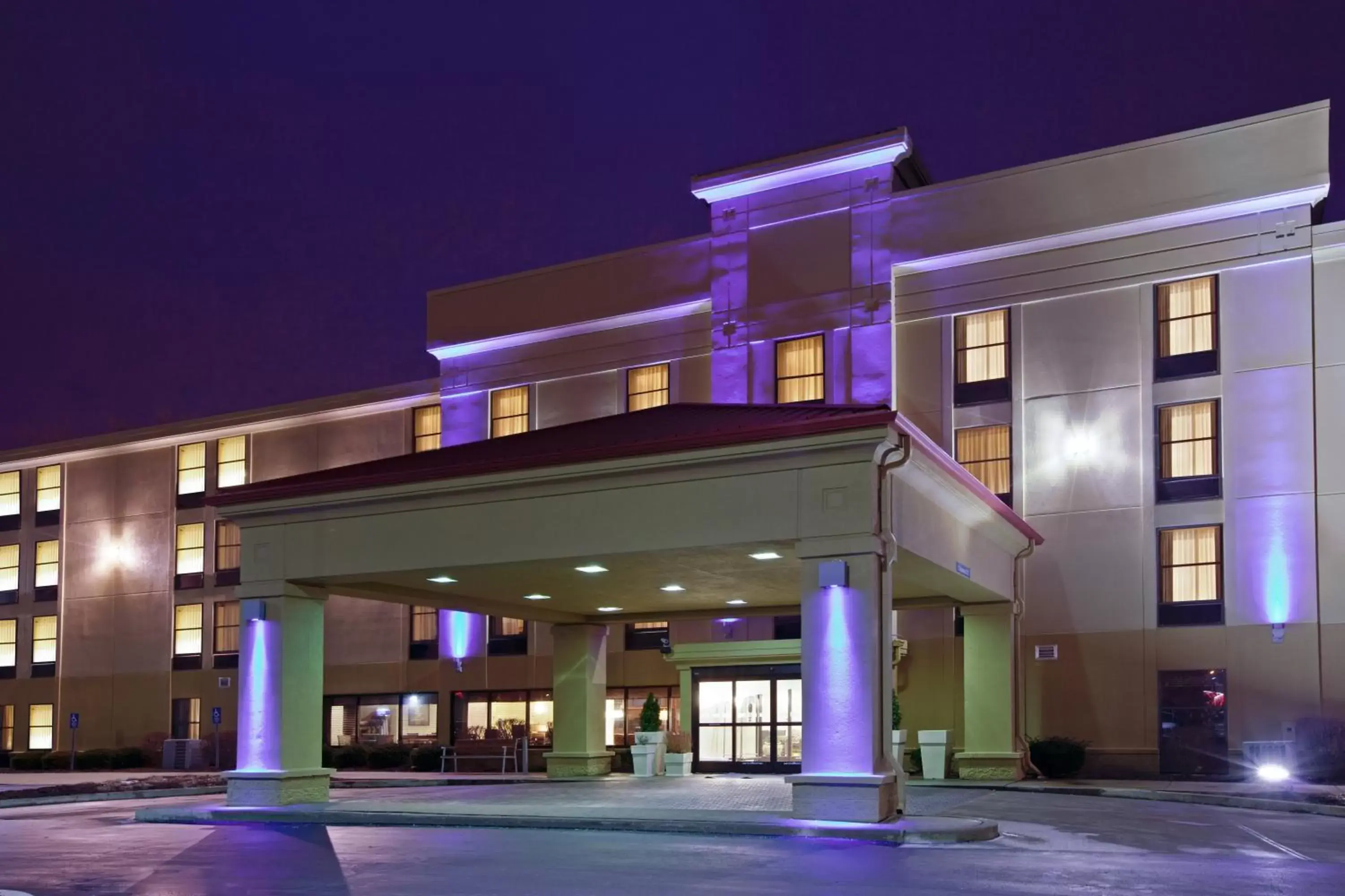 Property Building in Holiday Inn Express Indianapolis South, an IHG Hotel