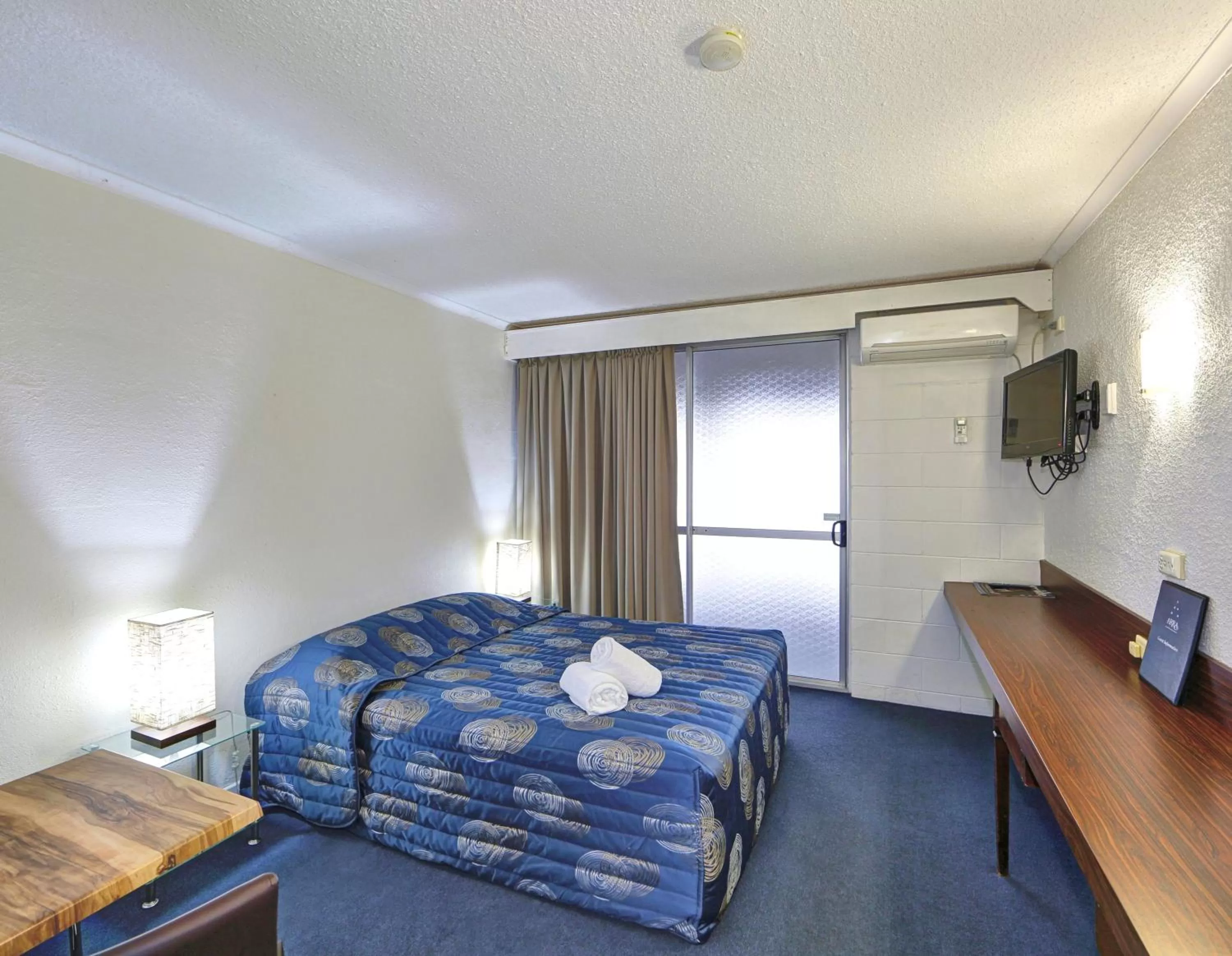 Bedroom, Bed in Alexandra Park Motor Inn