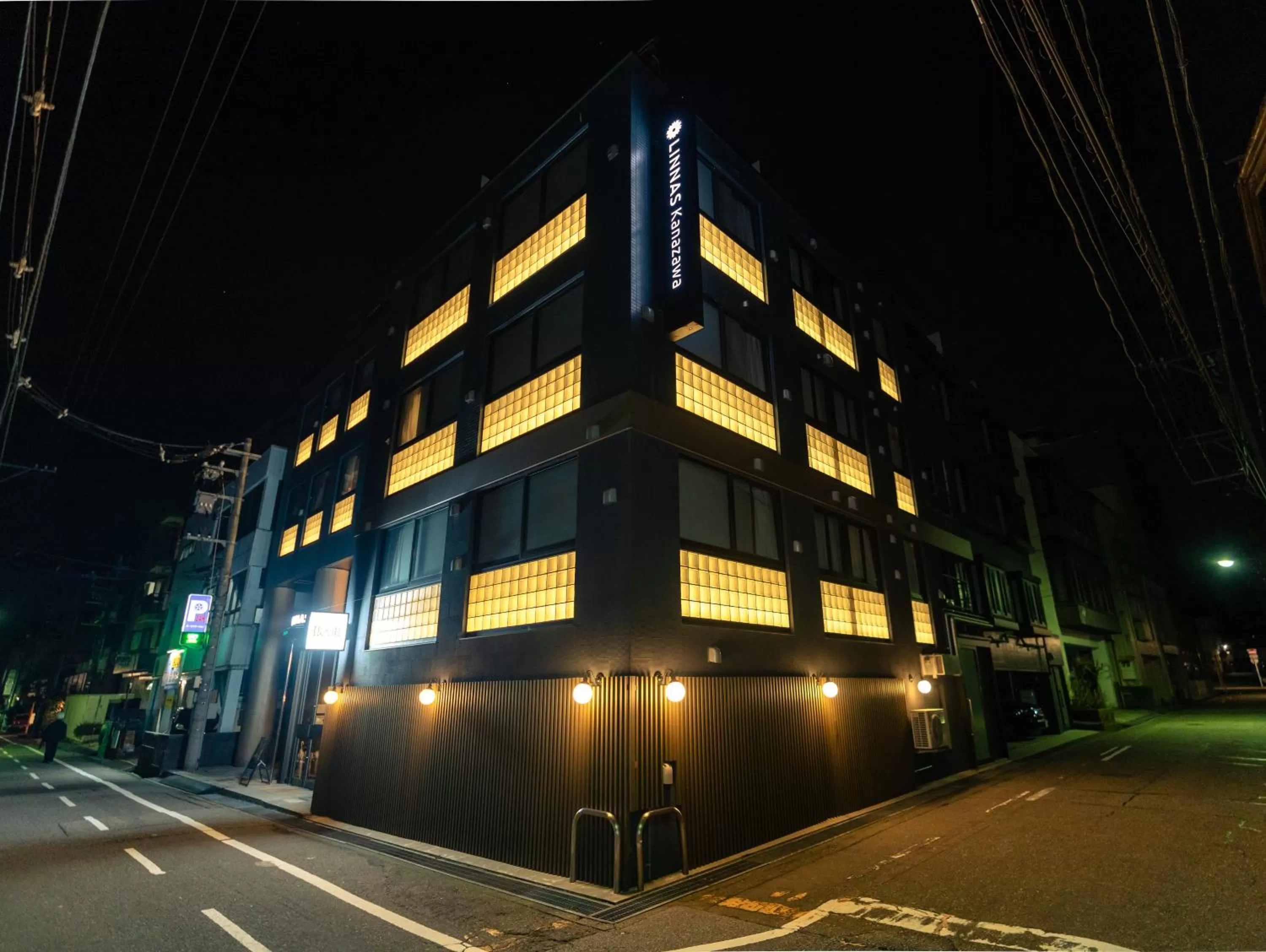 Property building in LINNAS Kanazawa
