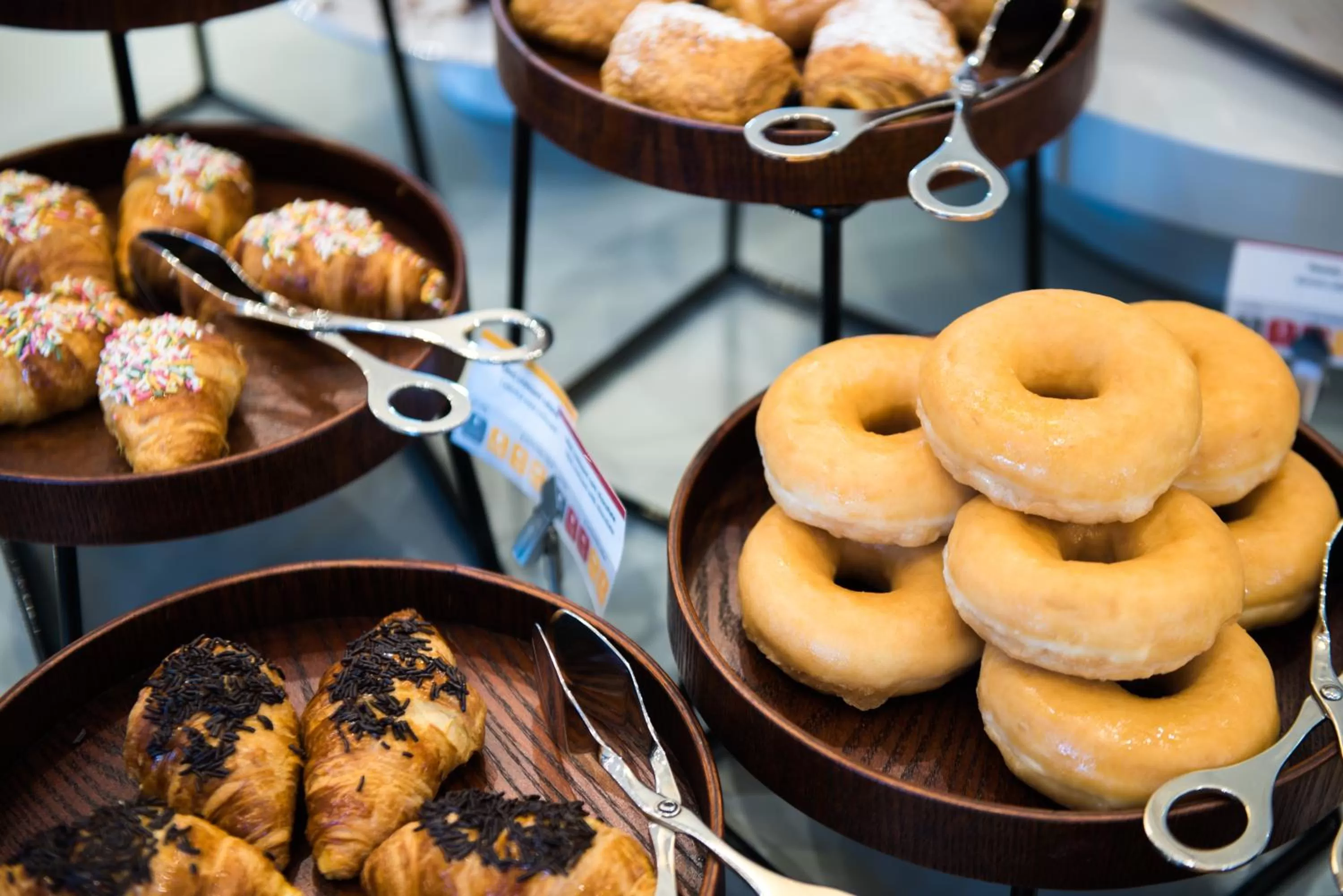 Buffet breakfast in Vila Galé Collection Serra da Estrela