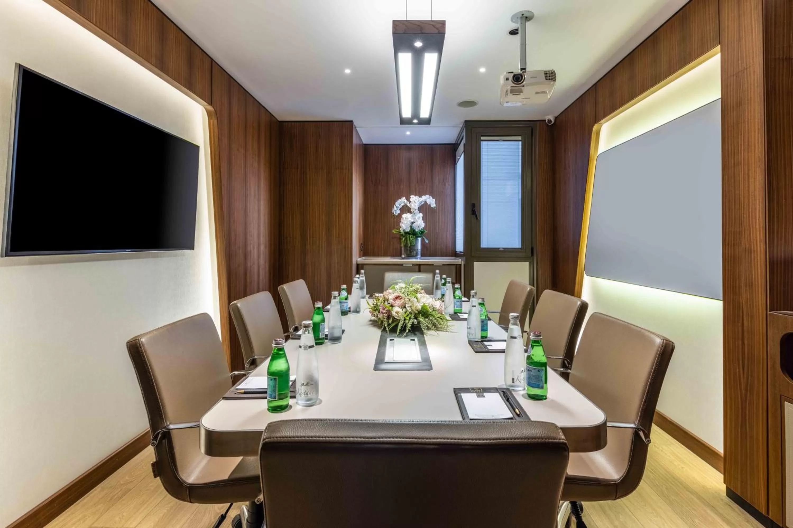 Meeting/conference room in Tzl Suites Hotel Nişantaşı