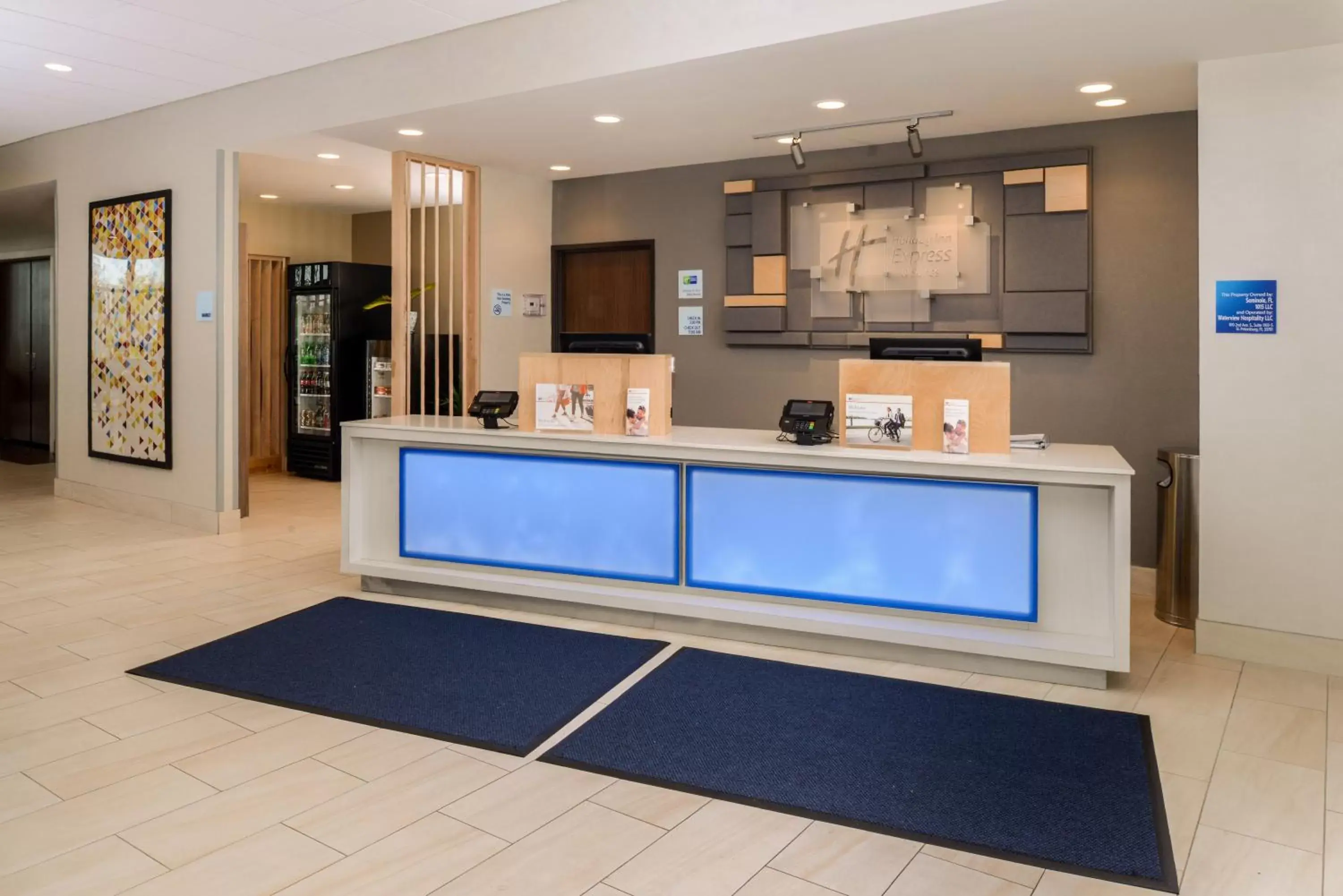 Lobby or reception, Lobby/Reception in Holiday Inn Express & Suites - St. Petersburg - Madeira Beach, an IHG Hotel