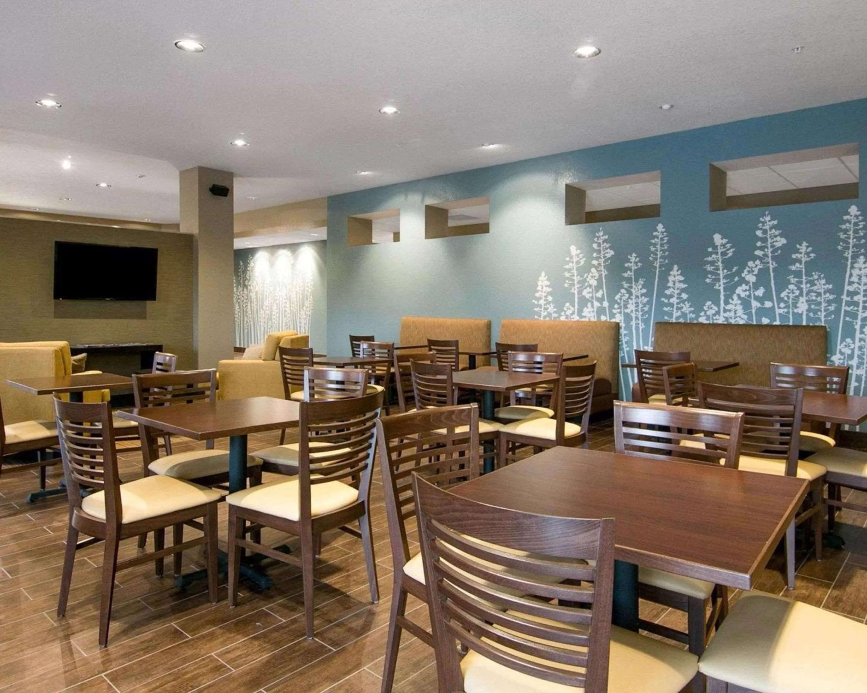 Restaurant/places to eat in Sleep Inn & Suites Fort Dodge