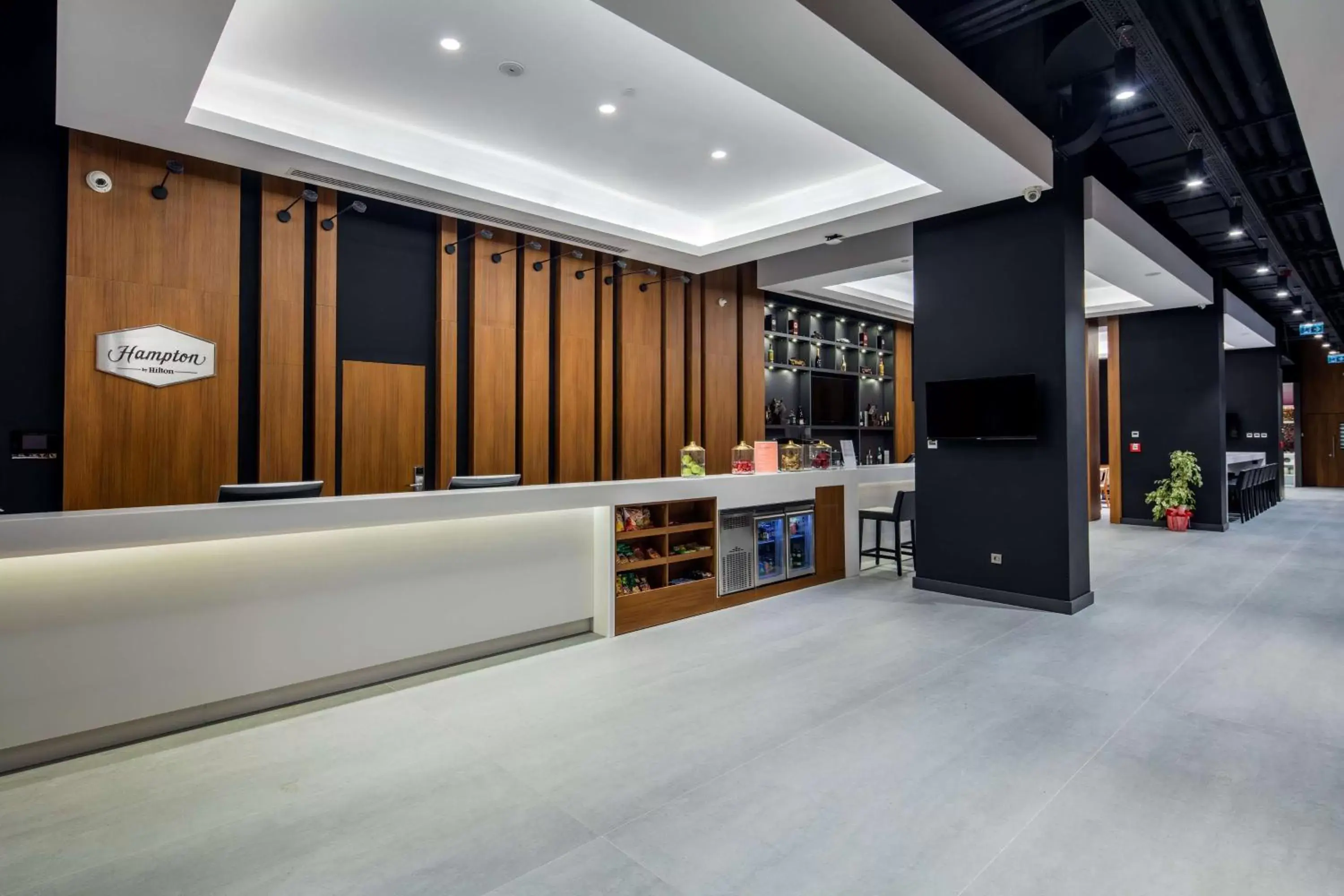 Lobby or reception in Hampton By Hilton Izmir Aliaga Lobby or reception in Hampton By Hilton Izmir Aliaga