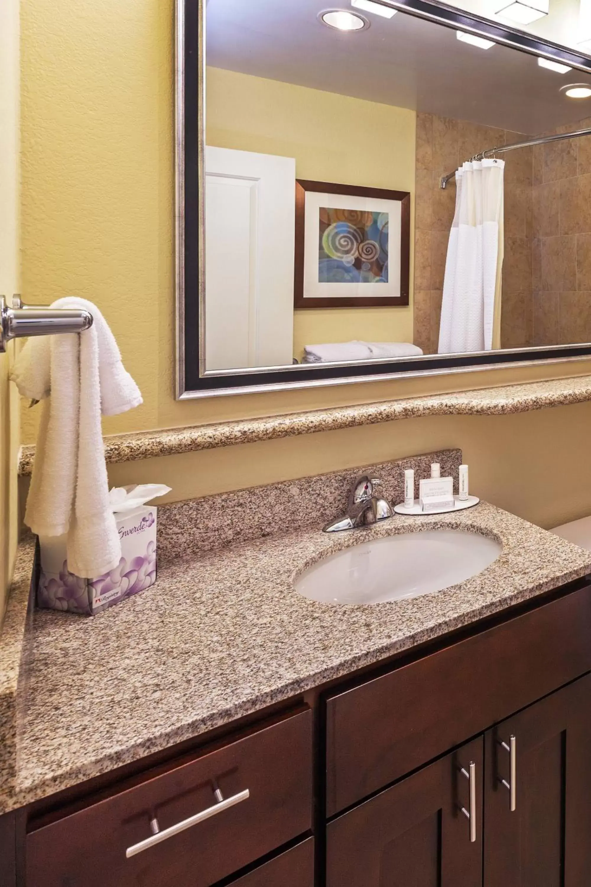 Bathroom in TownePlace Suites by Marriott Corpus Christi