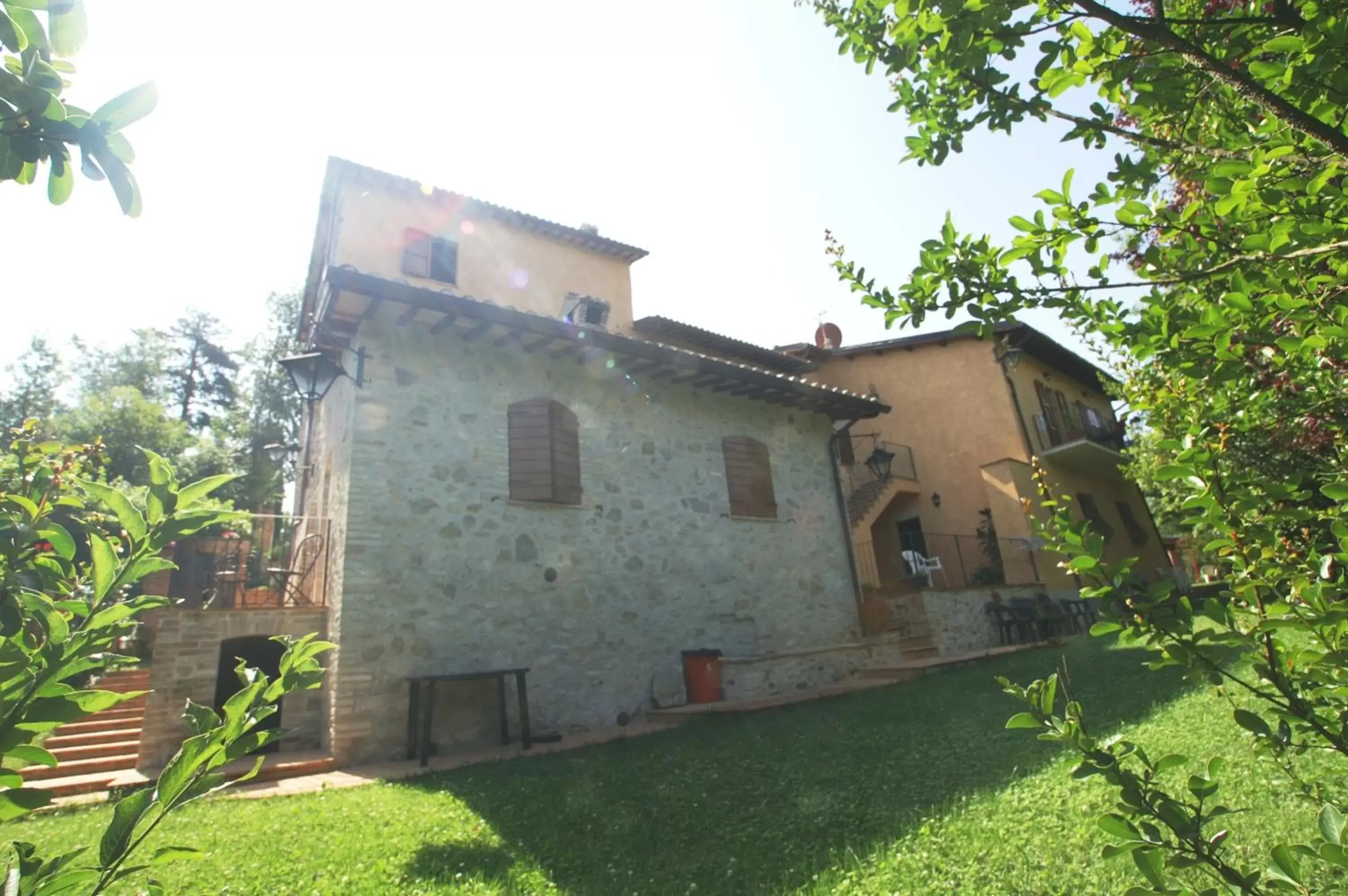 Facade/entrance, Property Building in Casale del Monsignore