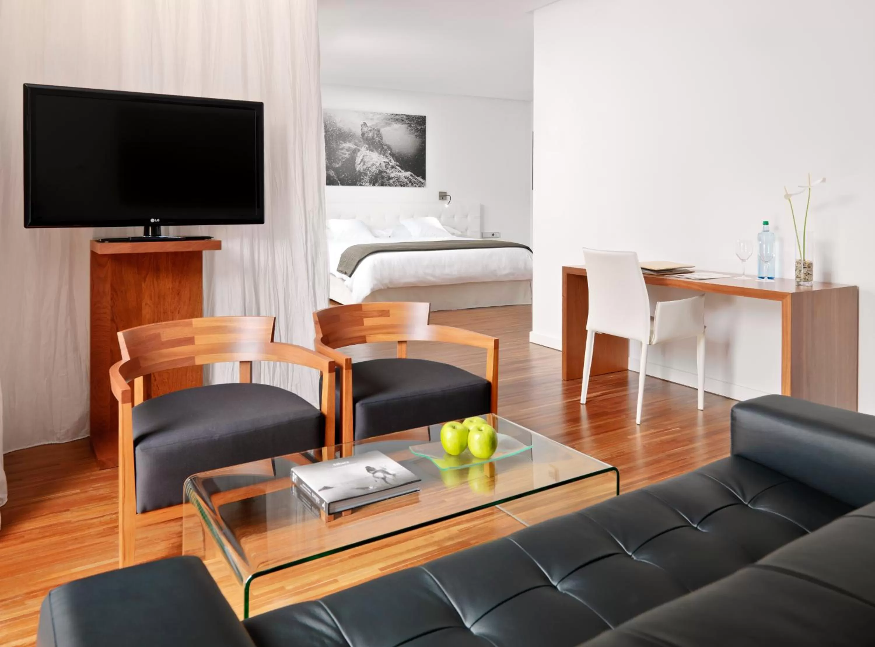 Photo of the whole room in Iberostar Heritage Grand Mencey