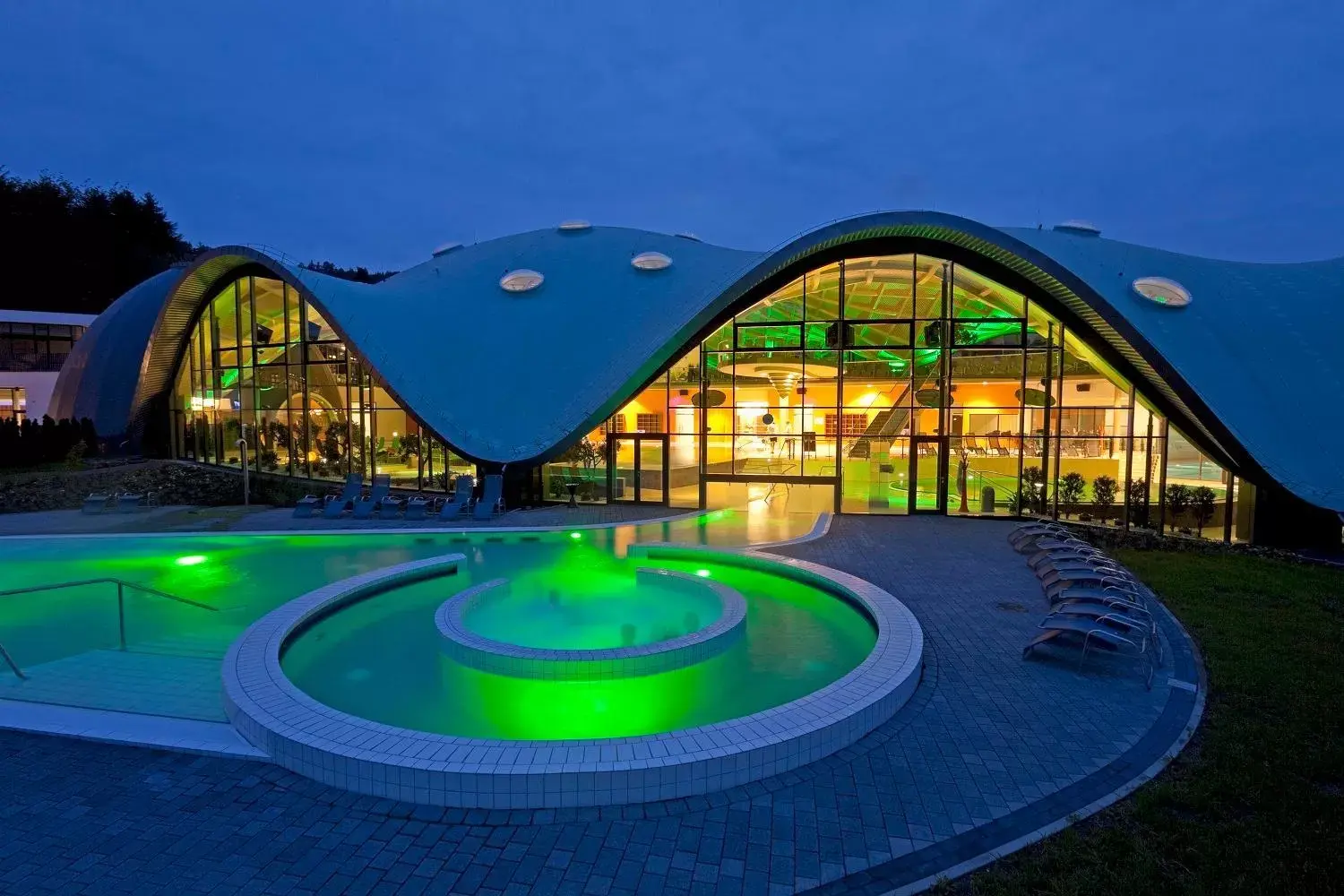 Night, Property Building in Hotel an der Therme