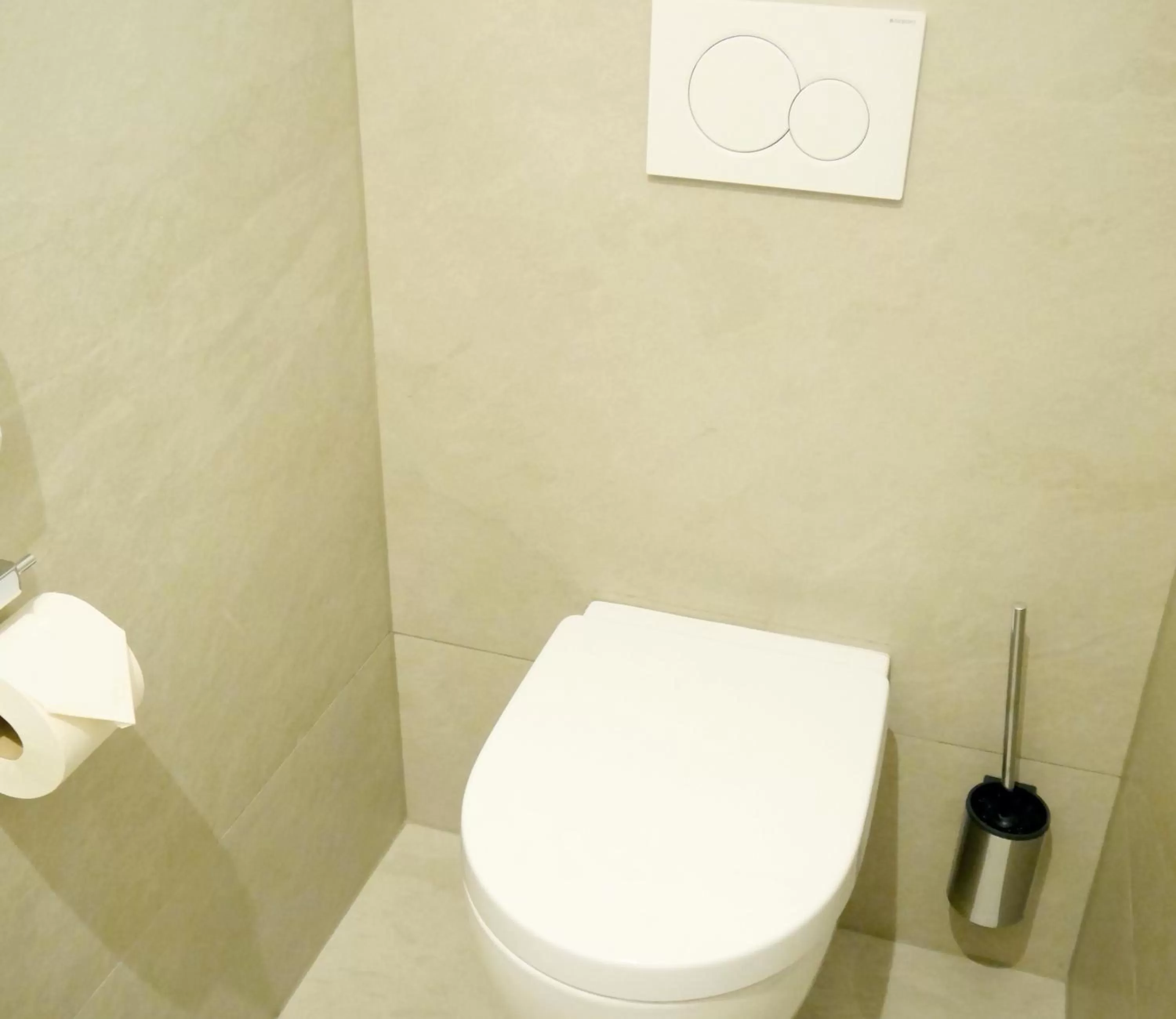 Toilet in Berghotel Zollersteighof