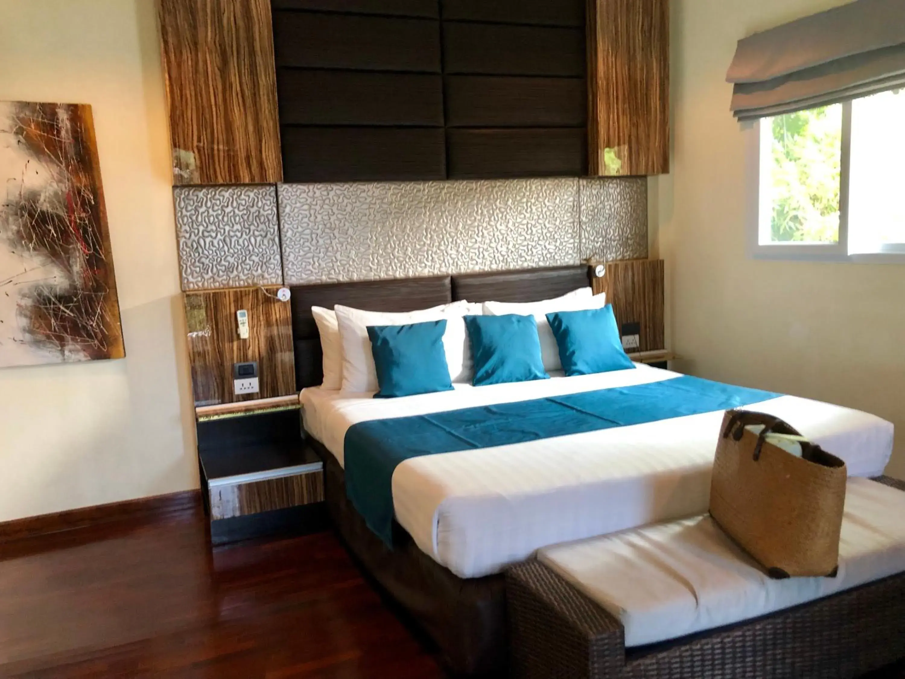 Bed in Royal Beach Boutique Resort & Spa Koh Samui - SHA Extra Plus