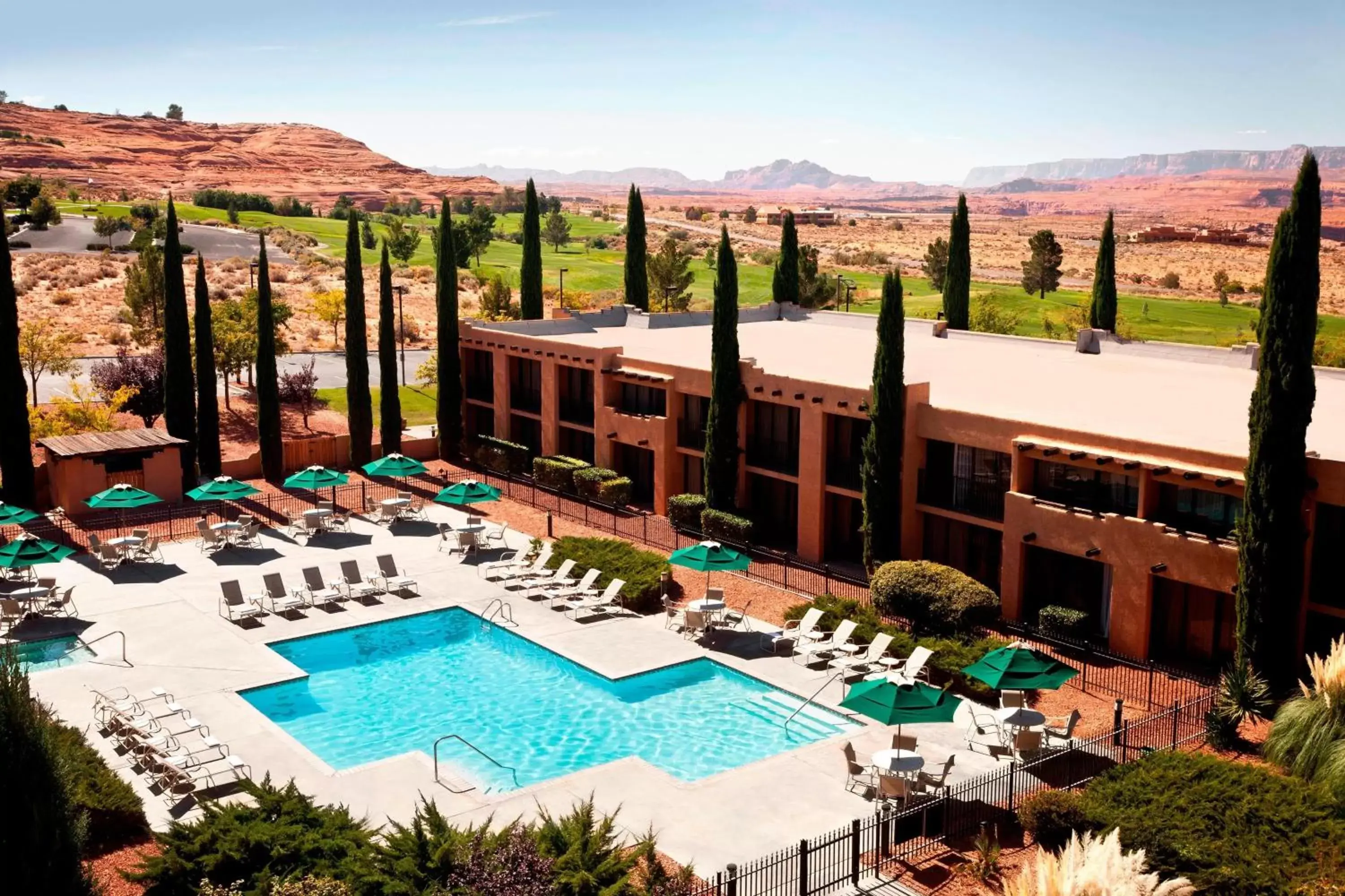 Swimming pool, Pool View in Courtyard Page at Lake Powell