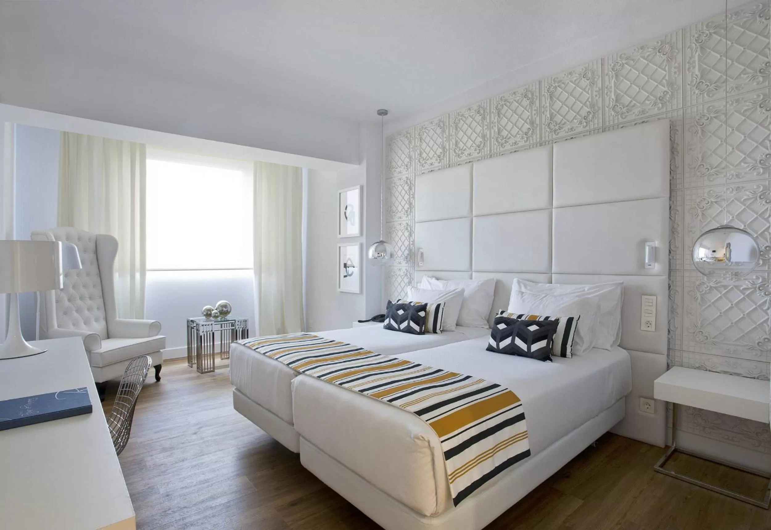 Photo of the whole room, Bed in Hotel Tres Reyes Pamplona