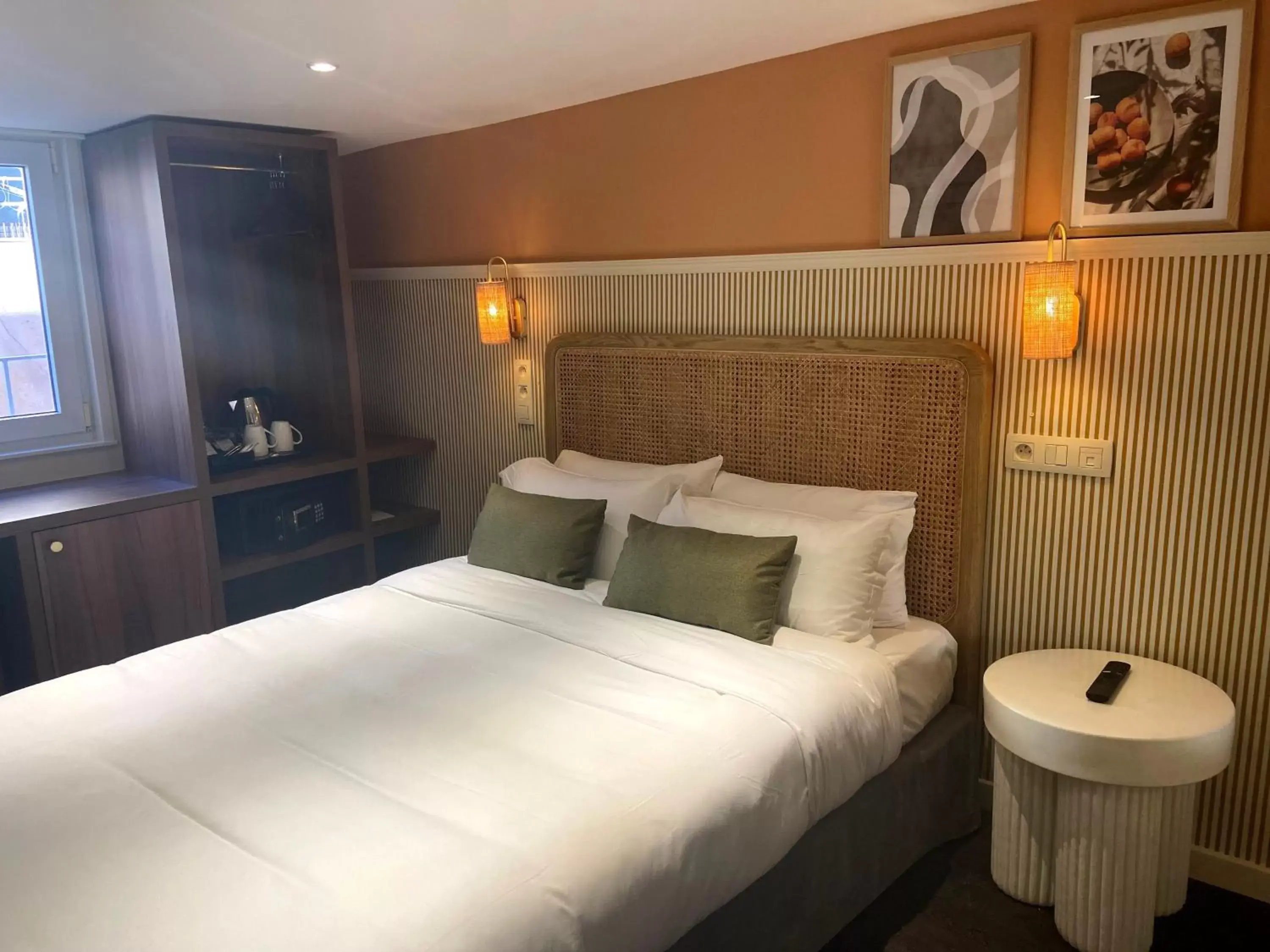 Standard Double Room - single occupancy in Grand Hotel d'Orange, BW Signature Collection Standard Double Room - single occupancy in Grand Hotel d'Orange, BW Signature Collection