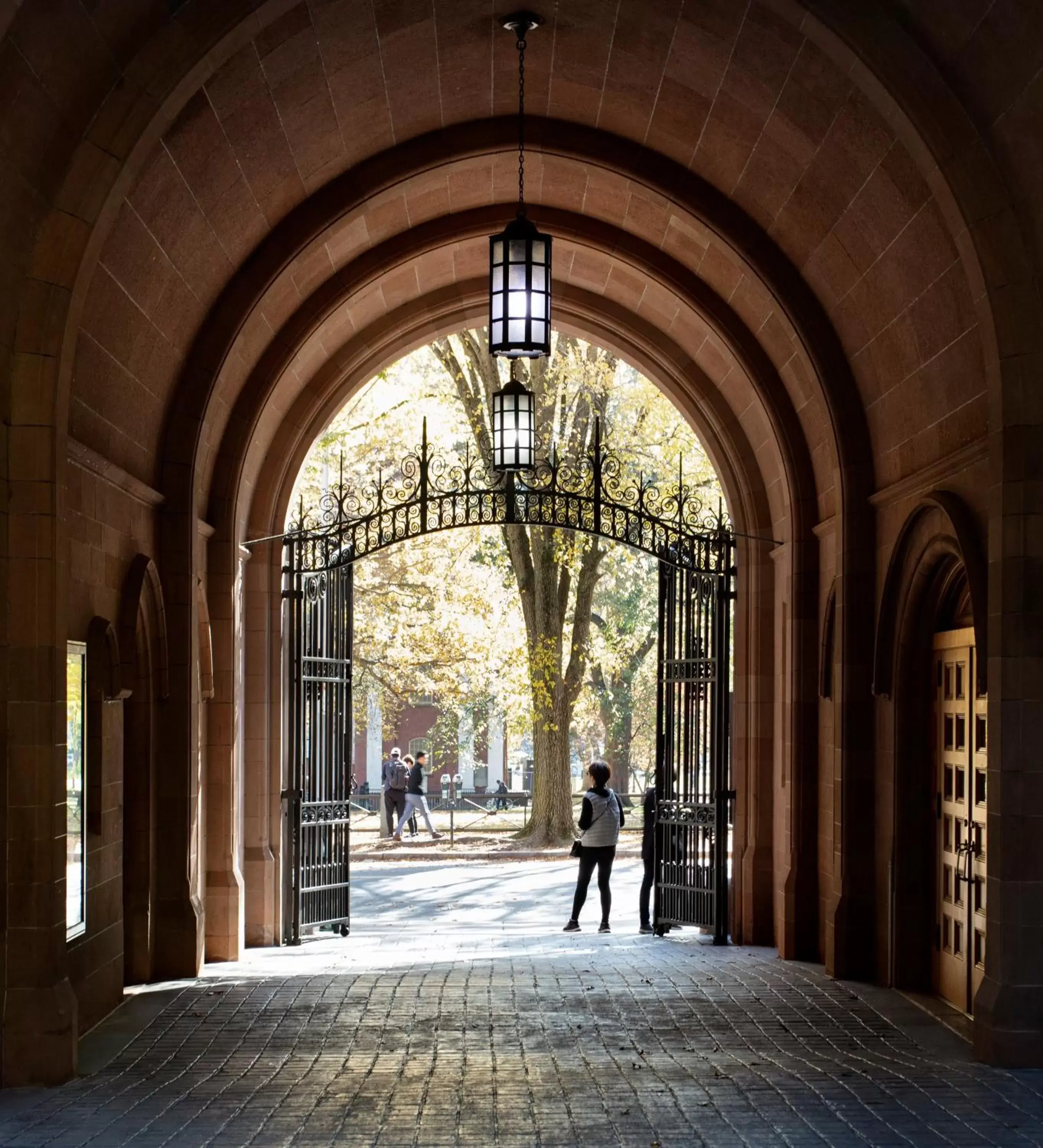 Facade/entrance in Graduate New Haven