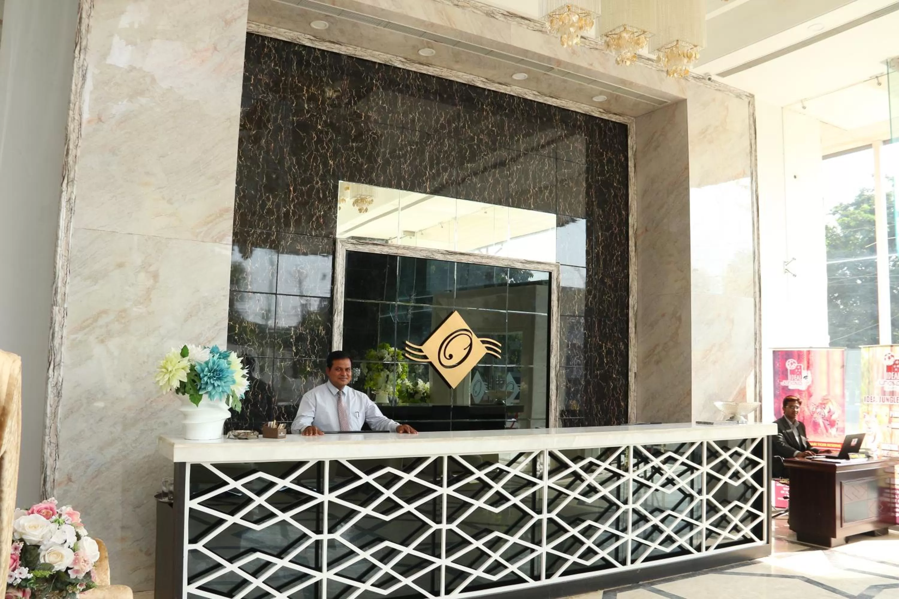 Staff, Lobby/Reception in The Hotel Orient Taibah