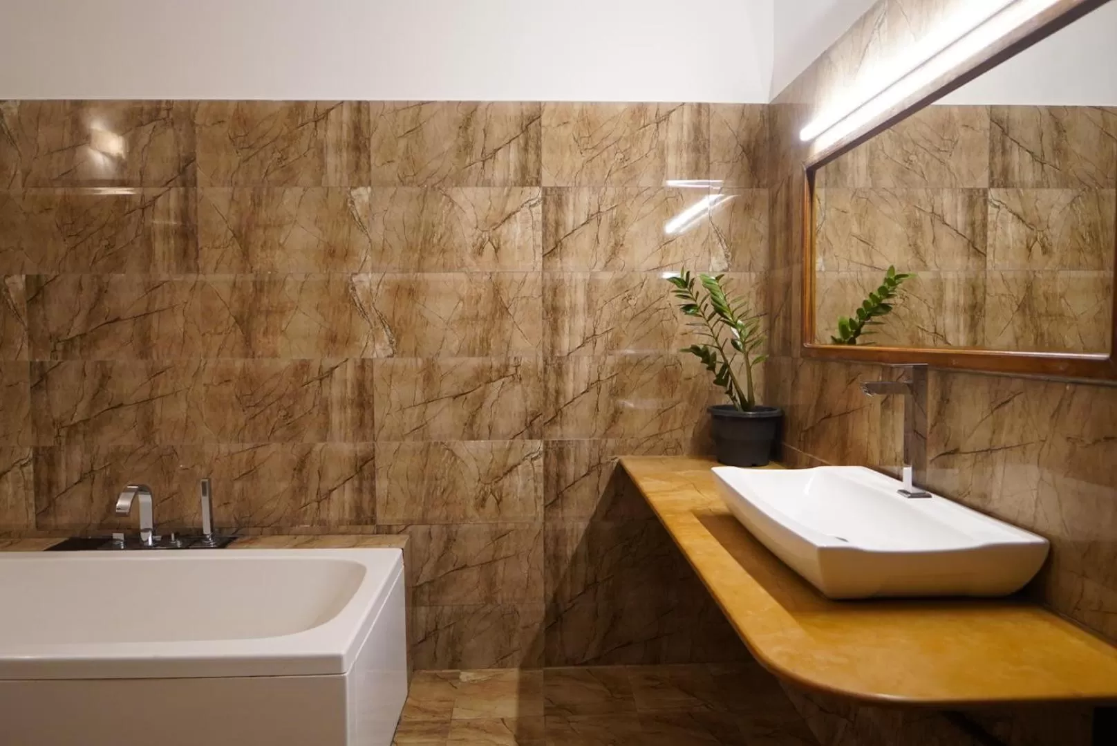 Bathroom in Edens Munnar