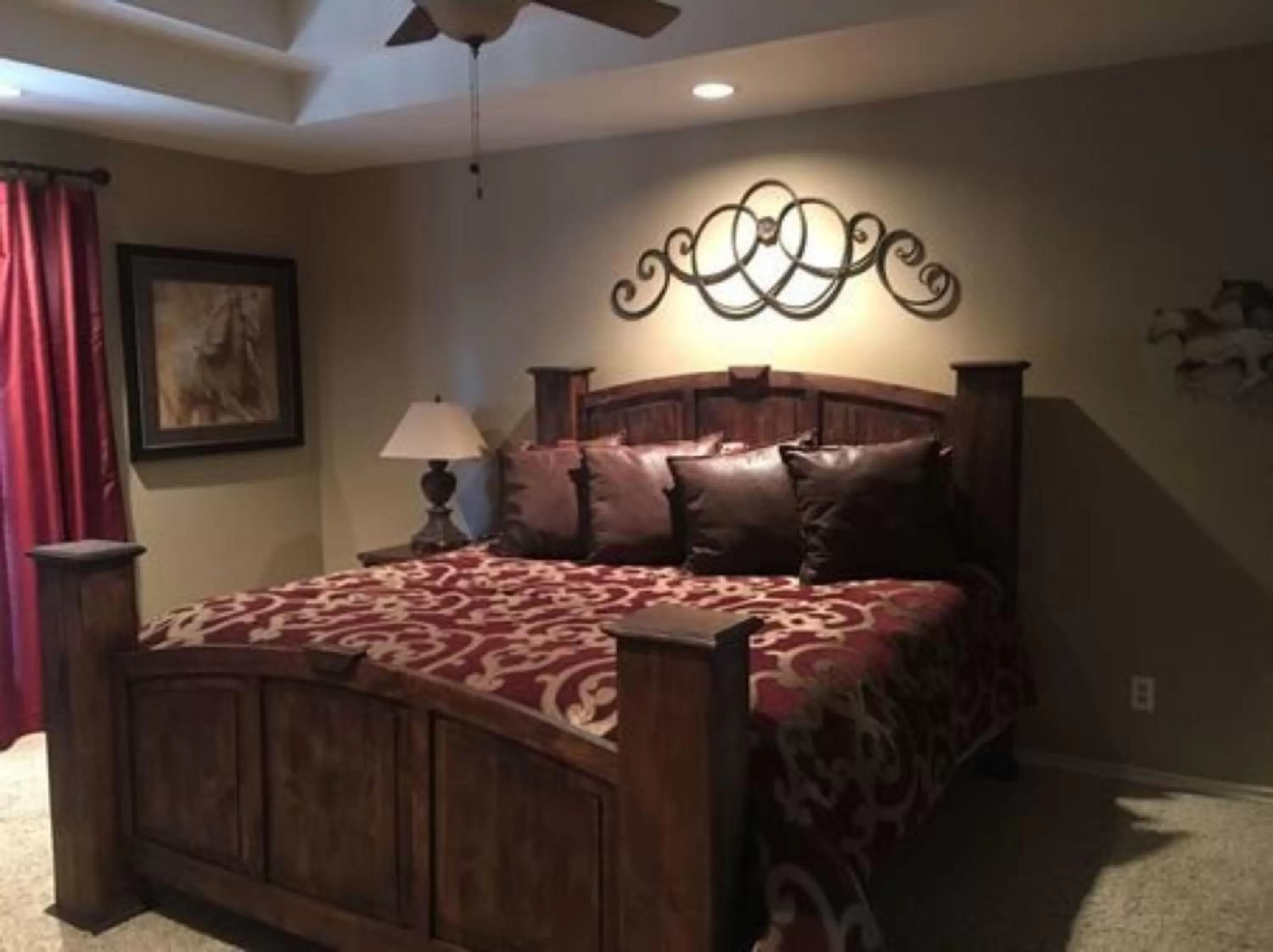 Bedroom, Bed in Live Oaks Bed and Breakfast