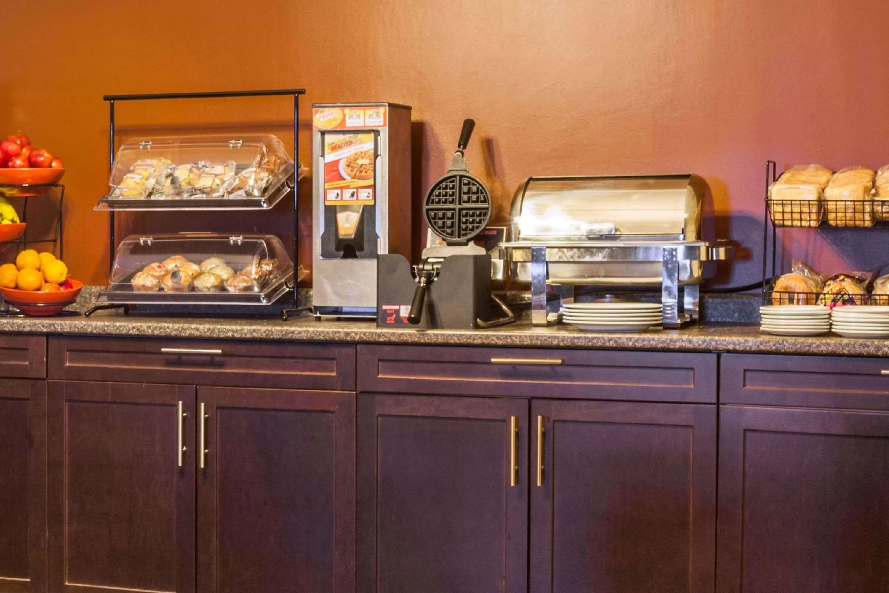 Restaurant/places to eat in Ramada by Wyndham Timmins