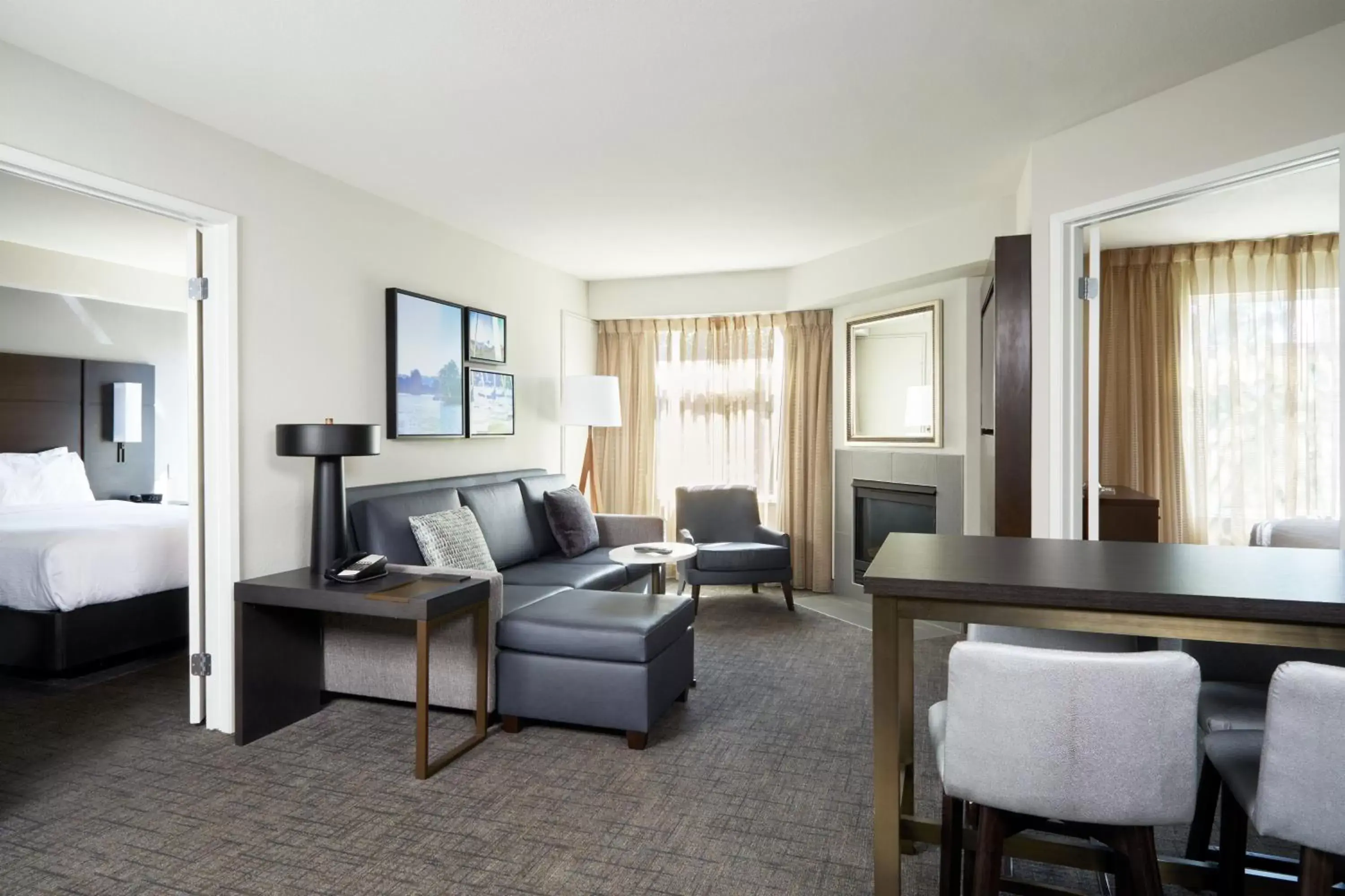 Bedroom, Seating Area in Residence Inn Los Angeles Westlake Village