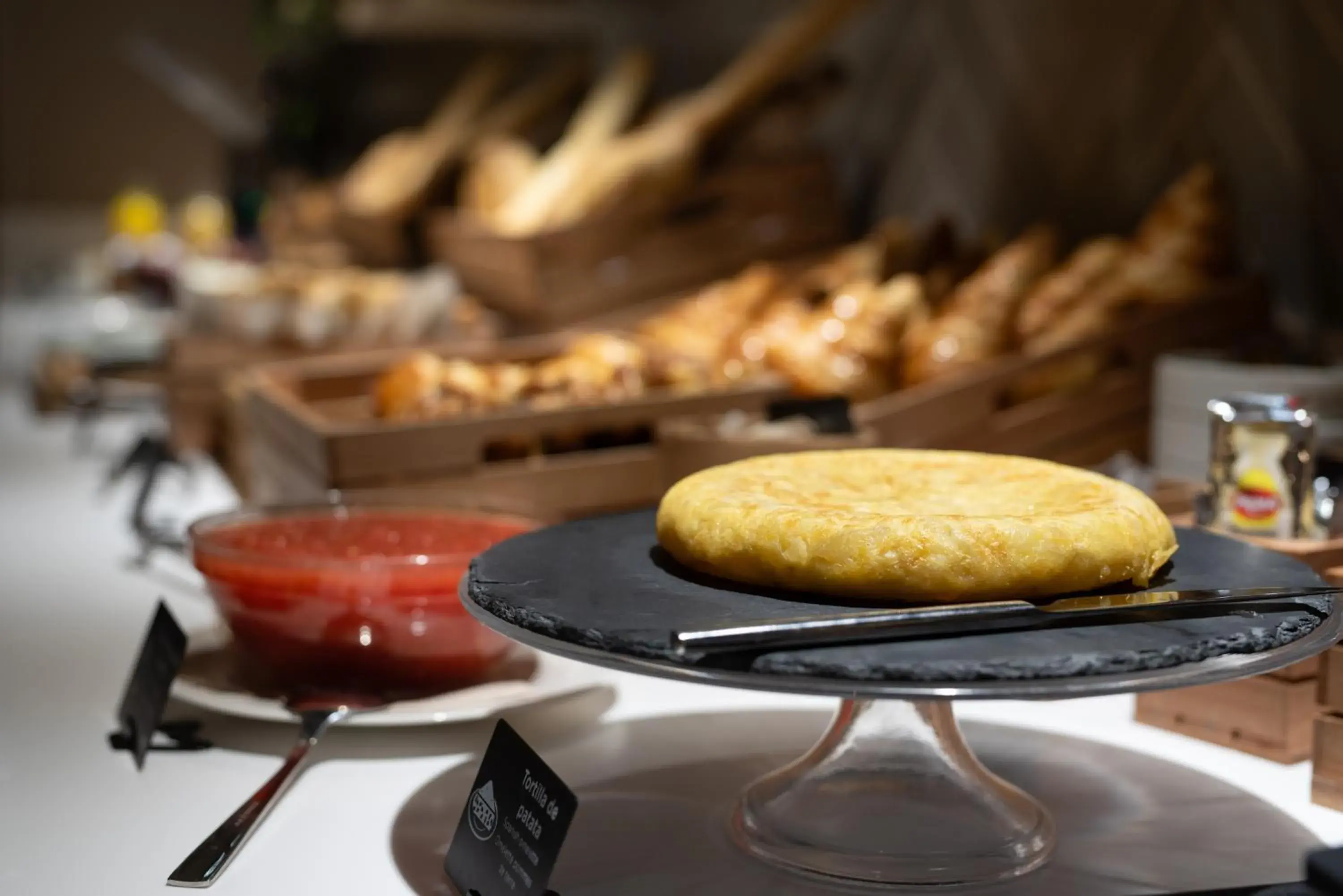 Food in Hotel Bed4U Pamplona