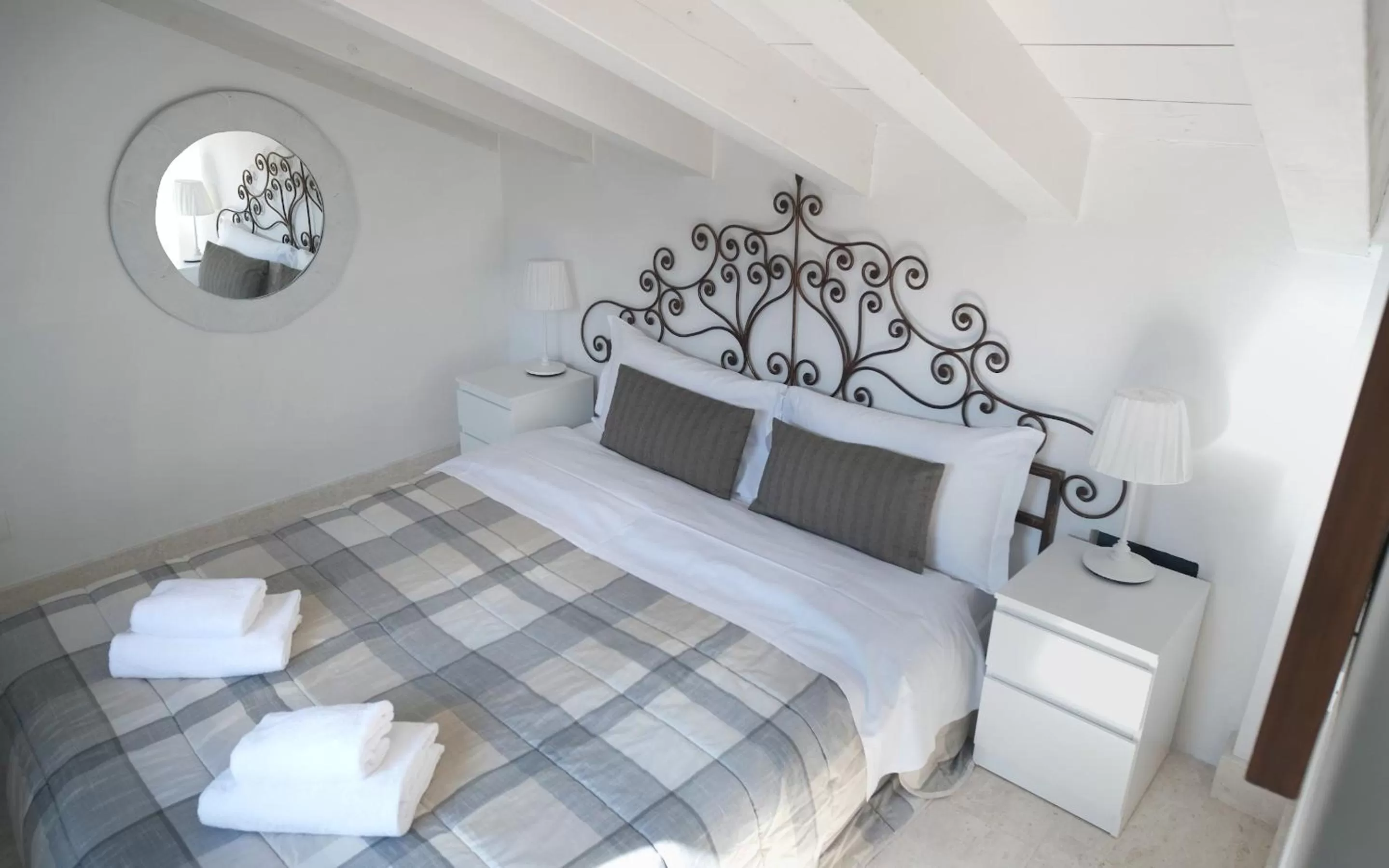 Bed in Academia Residence