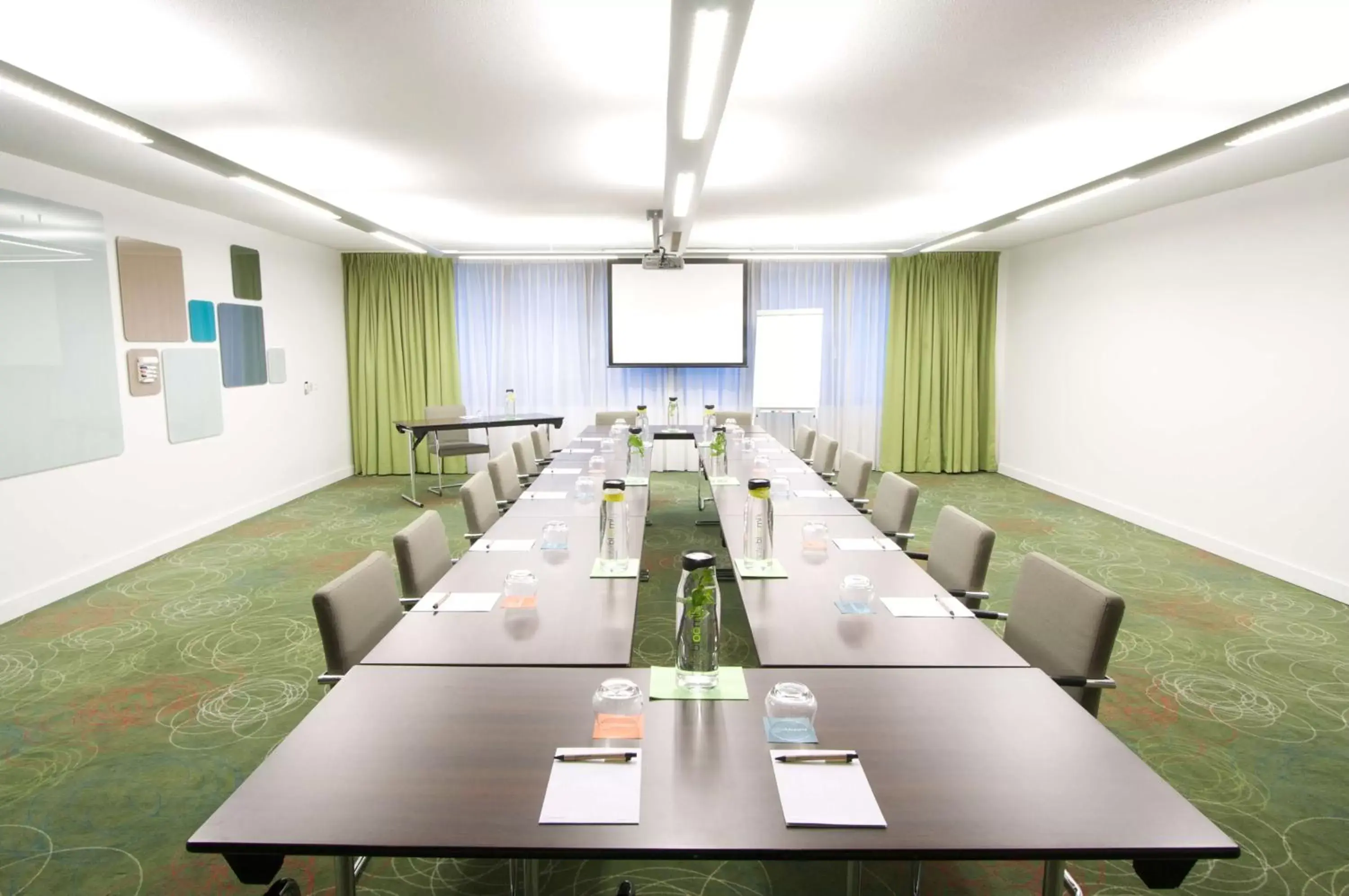 Business facilities in nhow Brussels Bloom