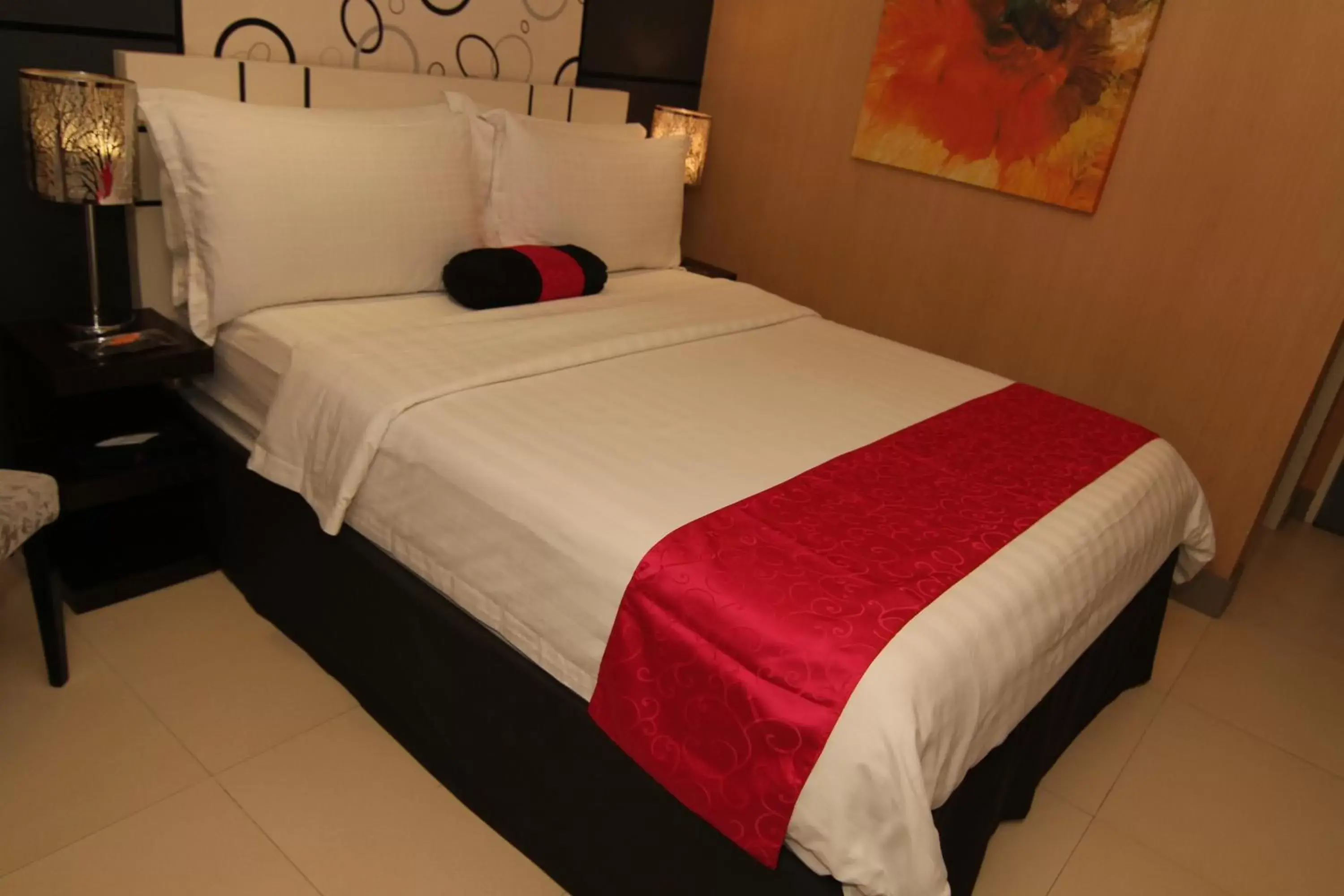 Bedroom, Bed in Eloisa Royal Suites