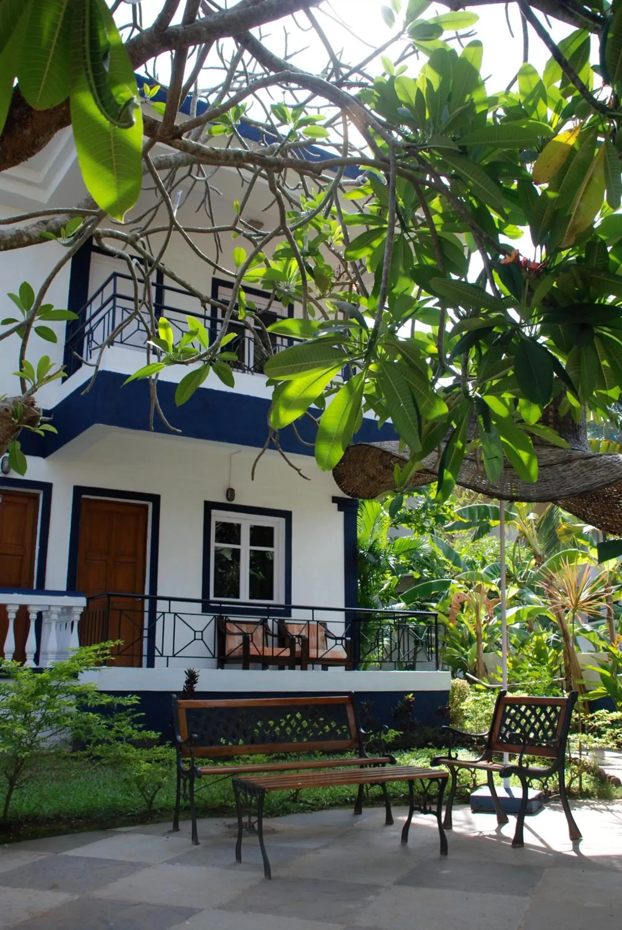 Facade/entrance in Santana Beach Resort