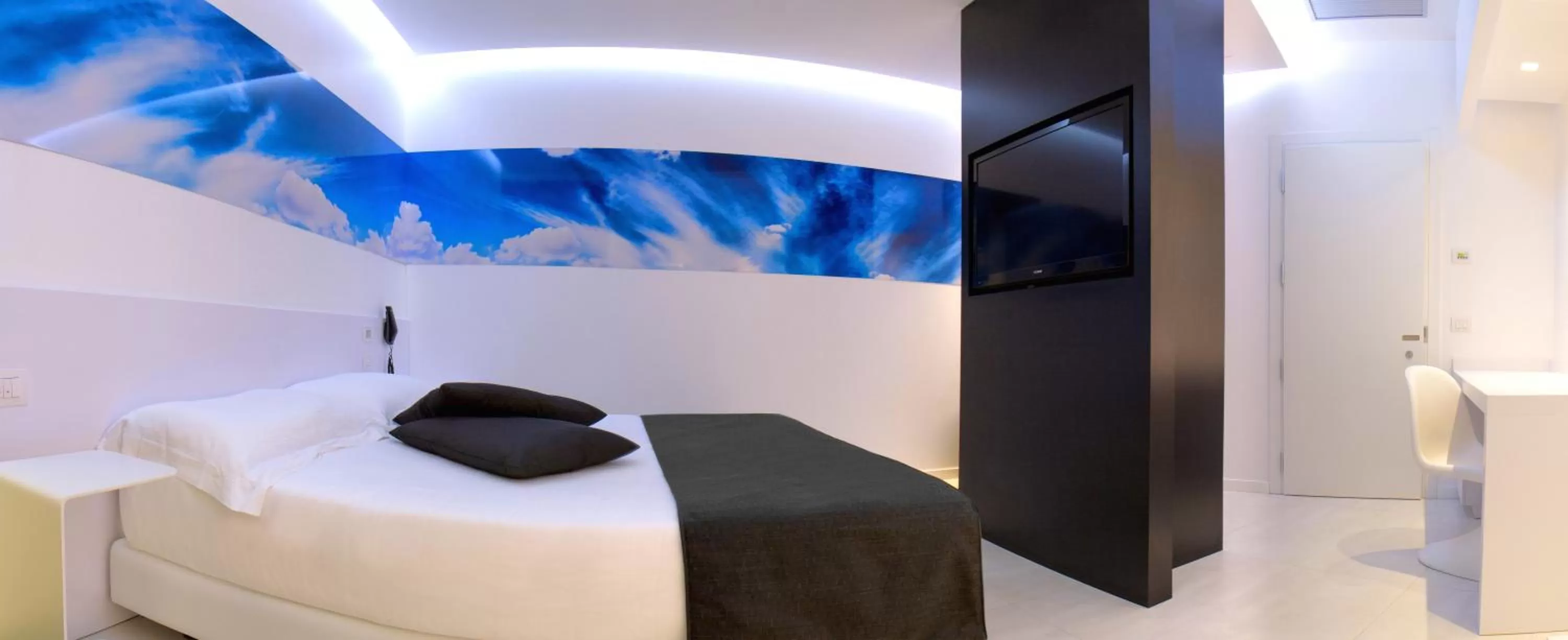 Bedroom in Pineta Hotel