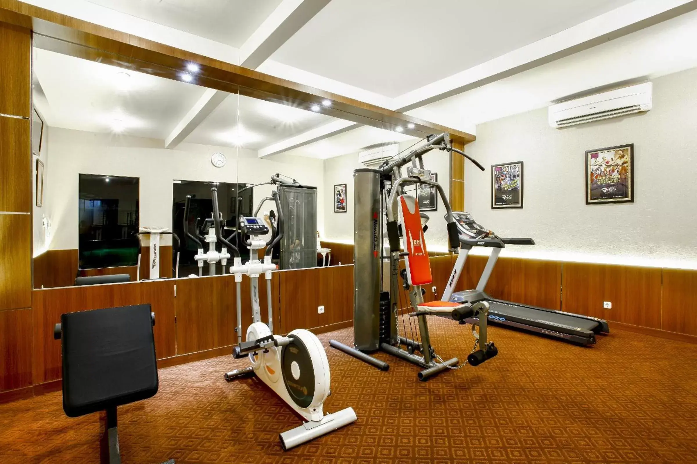 Fitness centre/facilities, Fitness Center/Facilities in Grand Inna Tunjungan