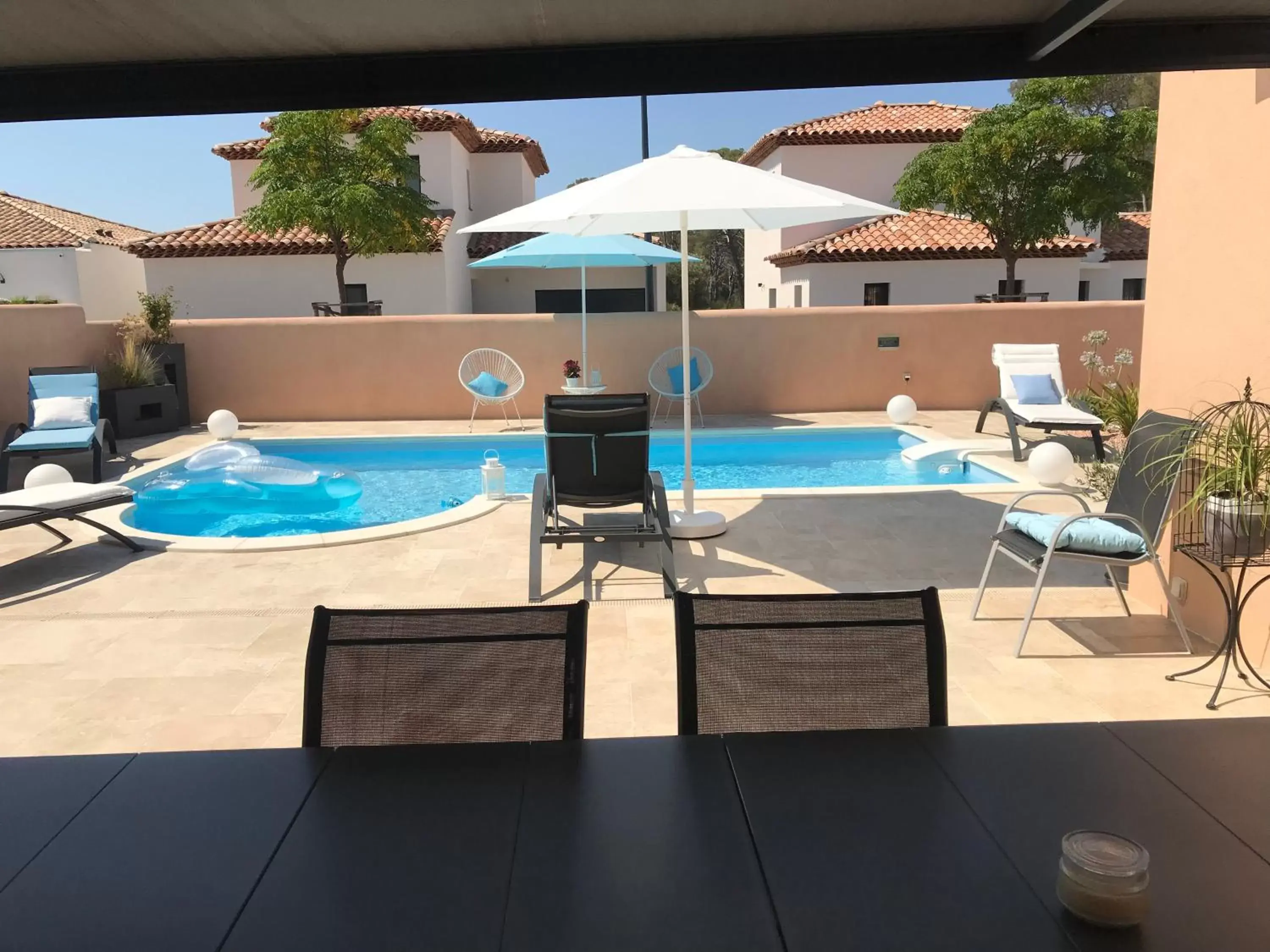 Swimming Pool in Chambre d'hôtes dans Villa Diane