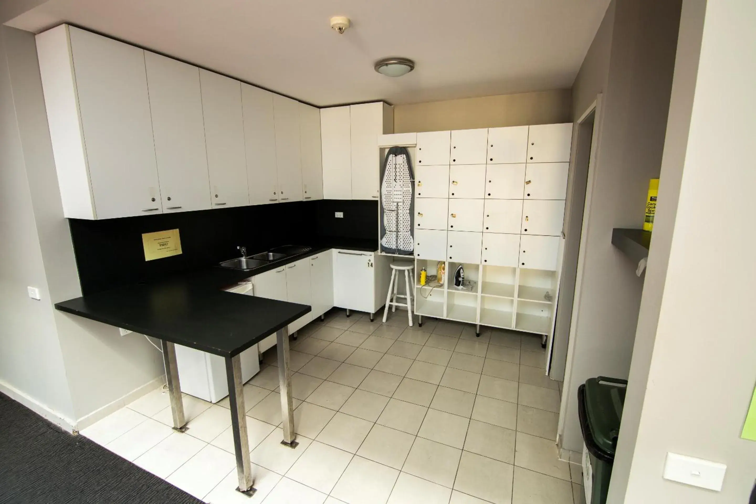 Kitchen or kitchenette, Kitchen/Kitchenette in Cambridge Lodge