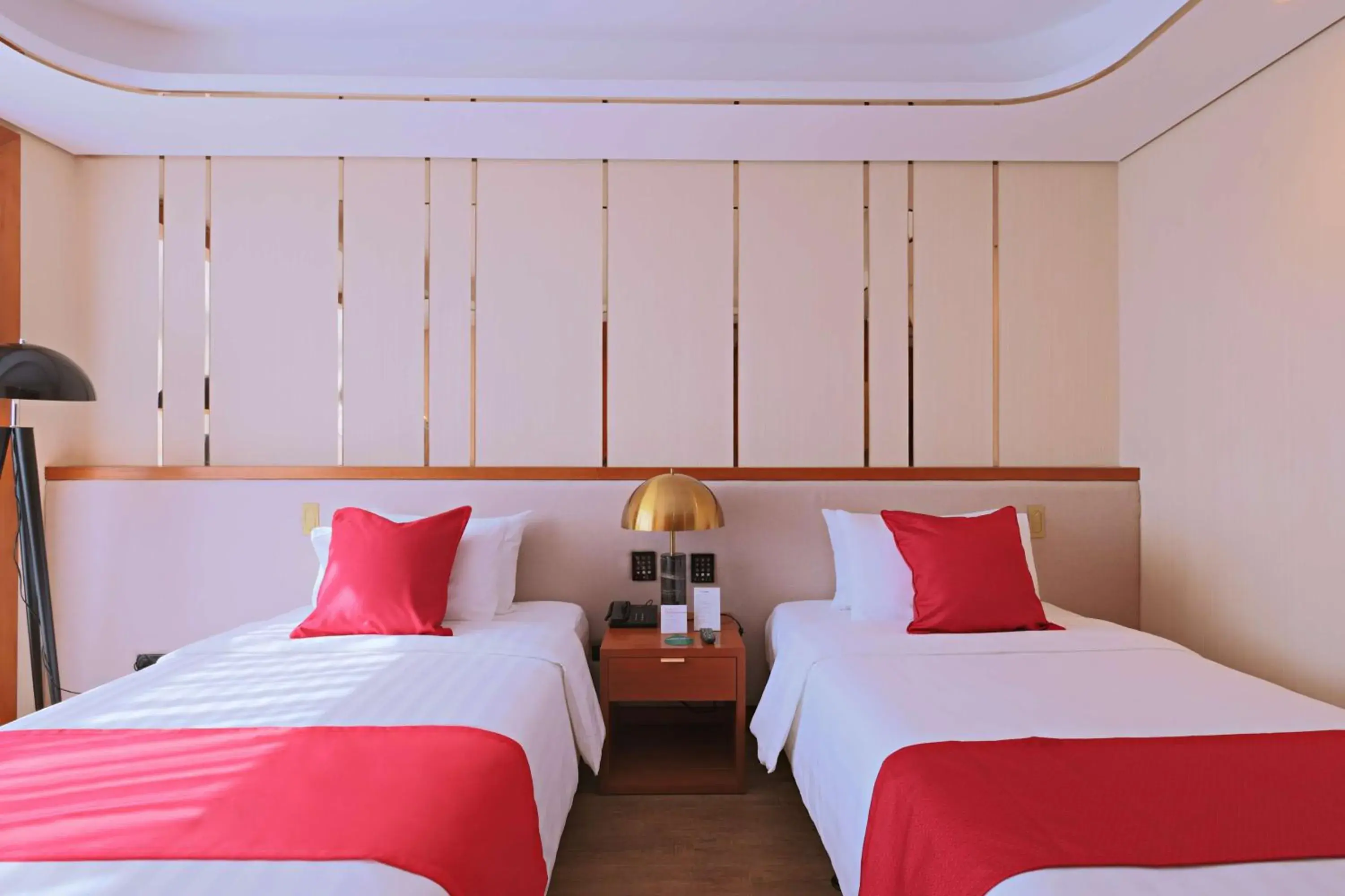 Bedroom, Bed in Best Western Plus Metro Clark Bedroom, Bed in Best Western Plus Metro Clark