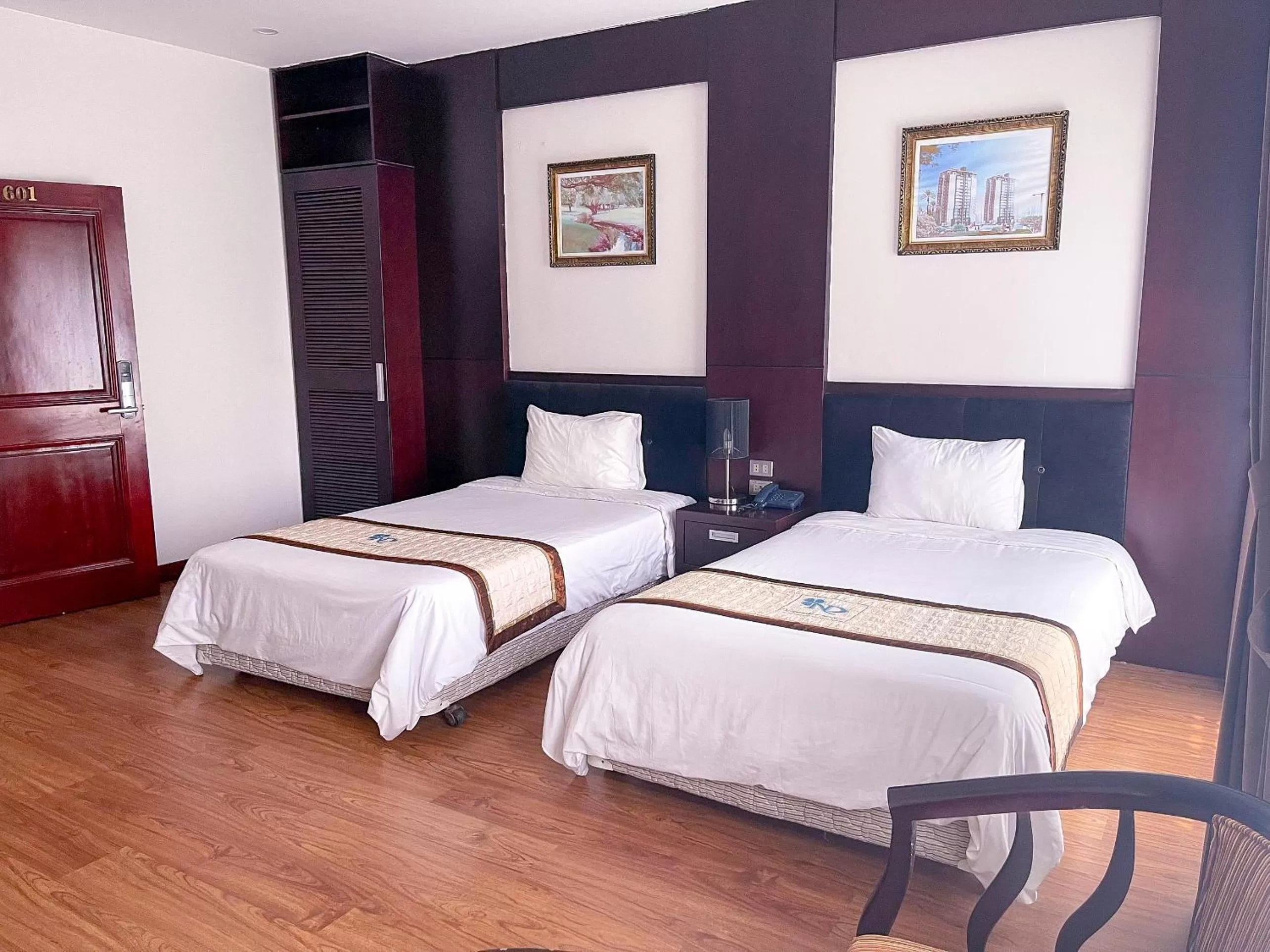 Superior Twin Room in Nam Dat Hotel by D'Lecia Ha Long