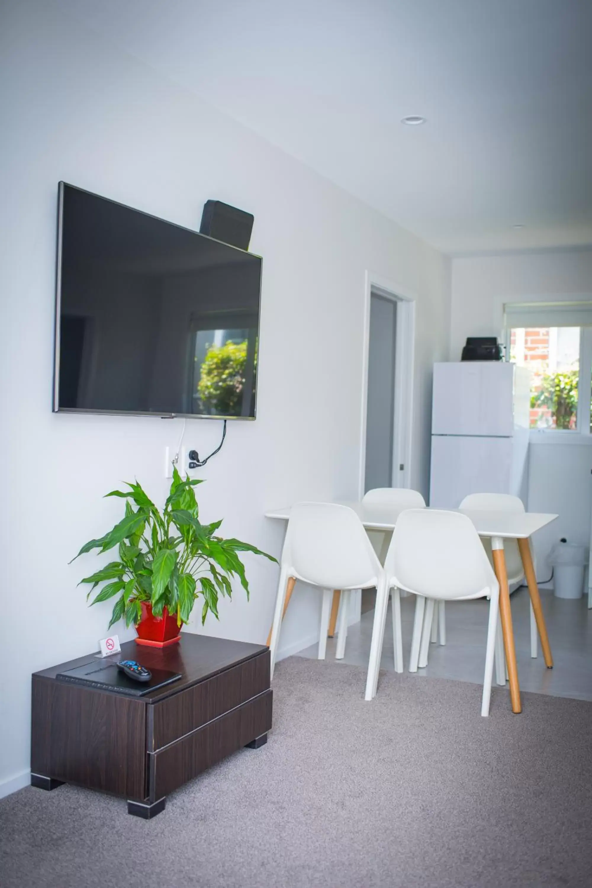 Living room, TV/Entertainment Center in Sylvia Park Motel