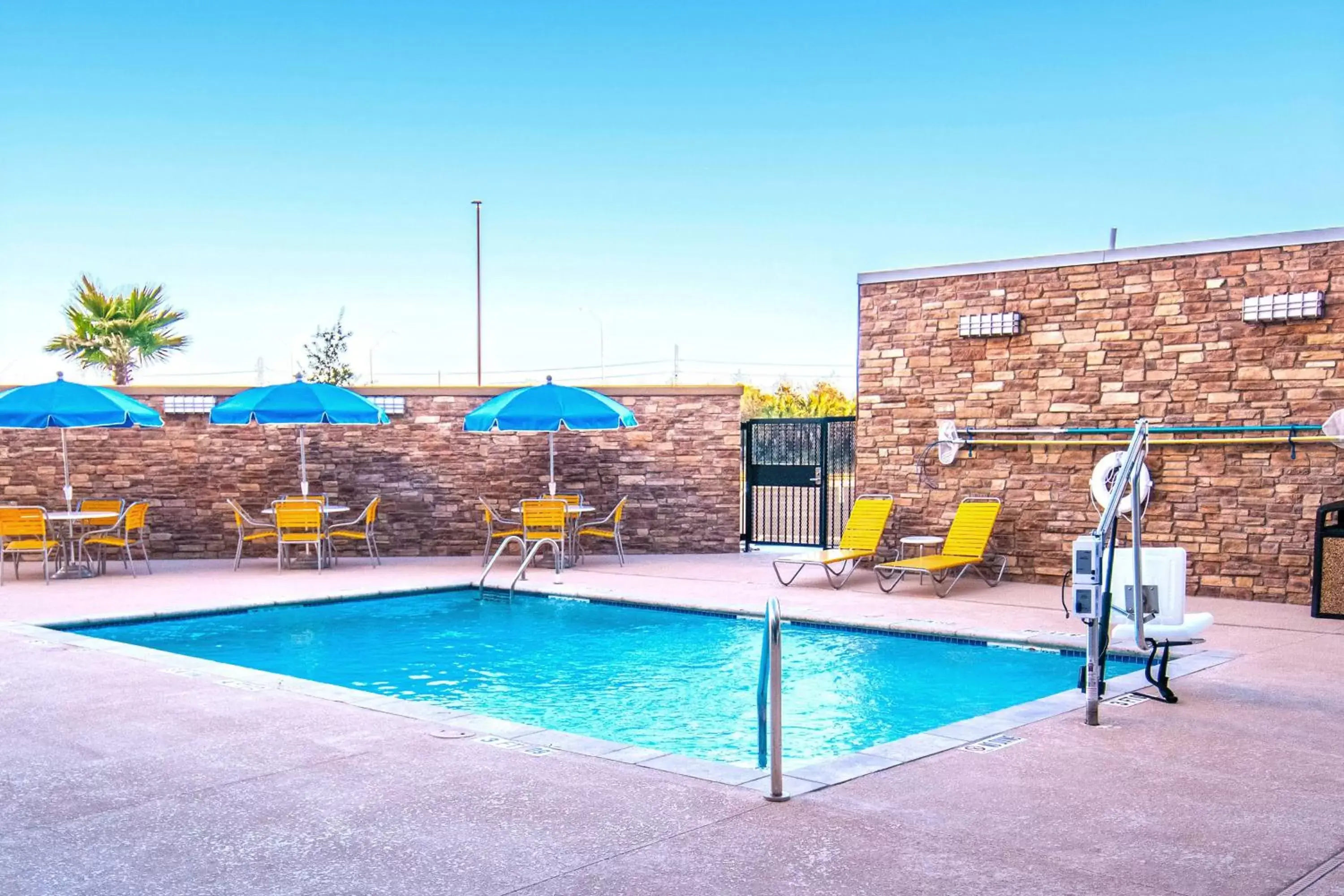 Swimming Pool in Fairfield Inn & Suites by Marriott San Antonio Brooks City Base