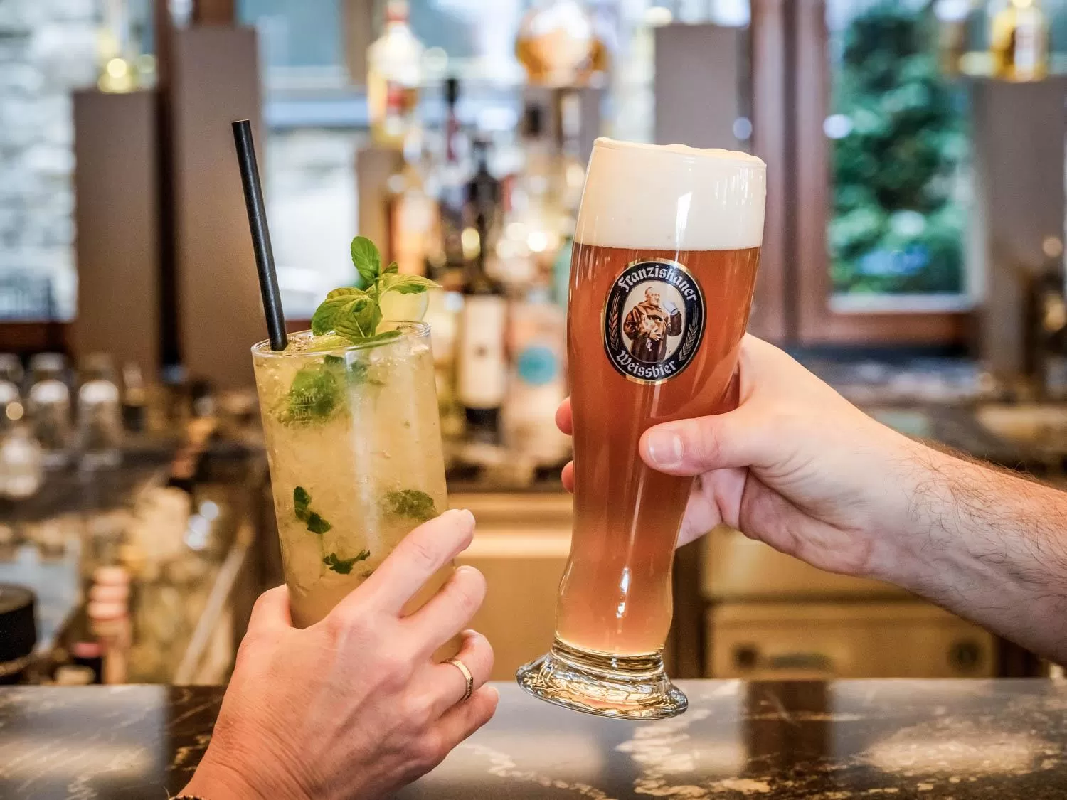 Lounge or bar in APART Resort Westendorf