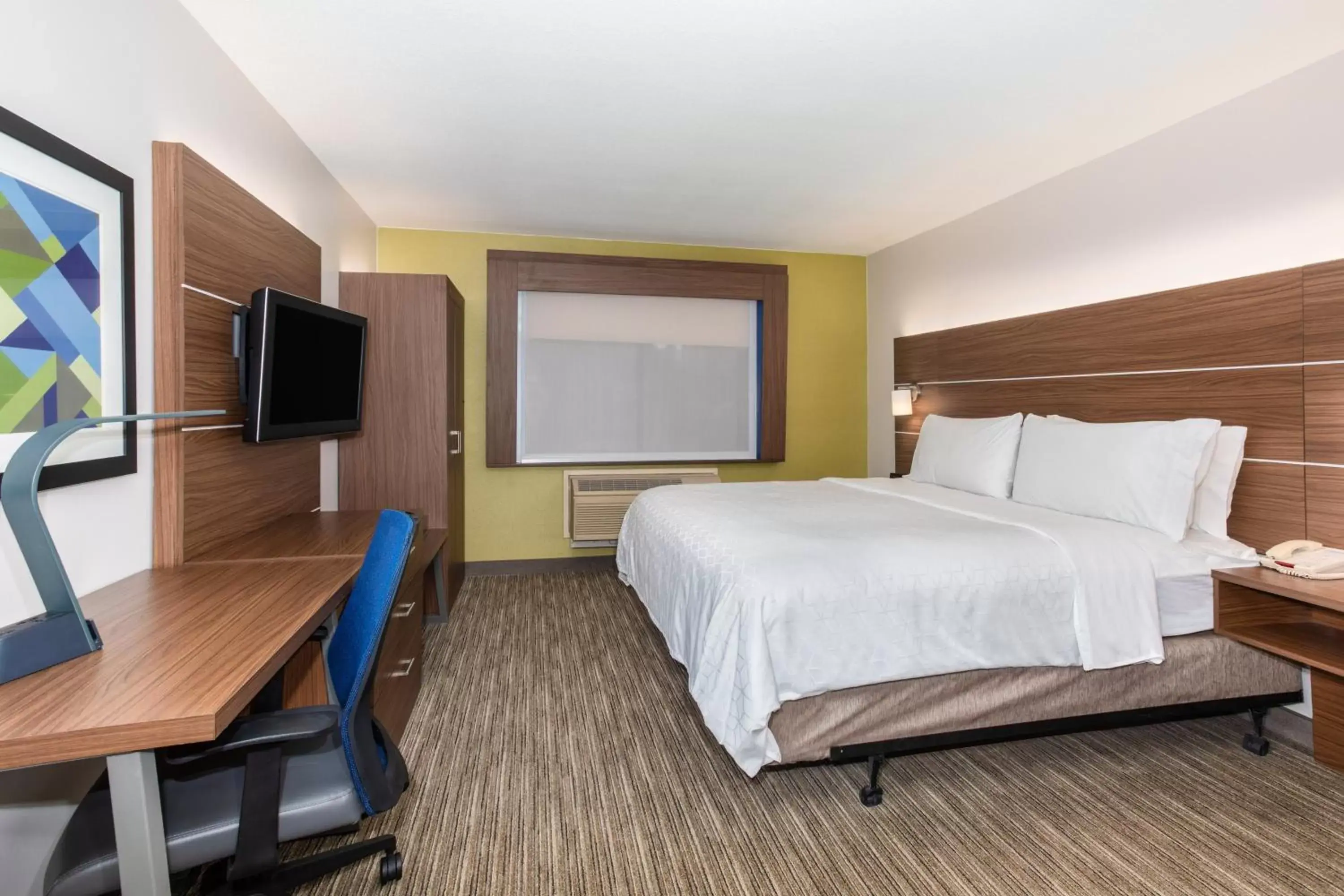 Photo of the whole room in Sleep Inn & Suites Tempe ASU Campus
