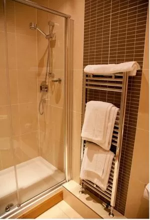 Bathroom in The City Hotel