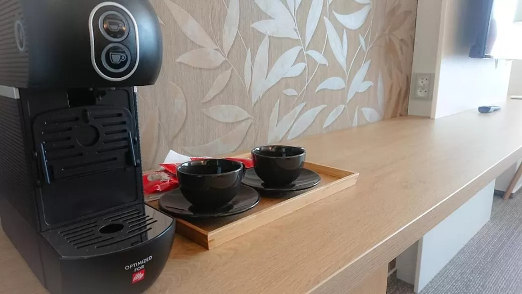 Coffee/tea facilities in Hotel Adamantino