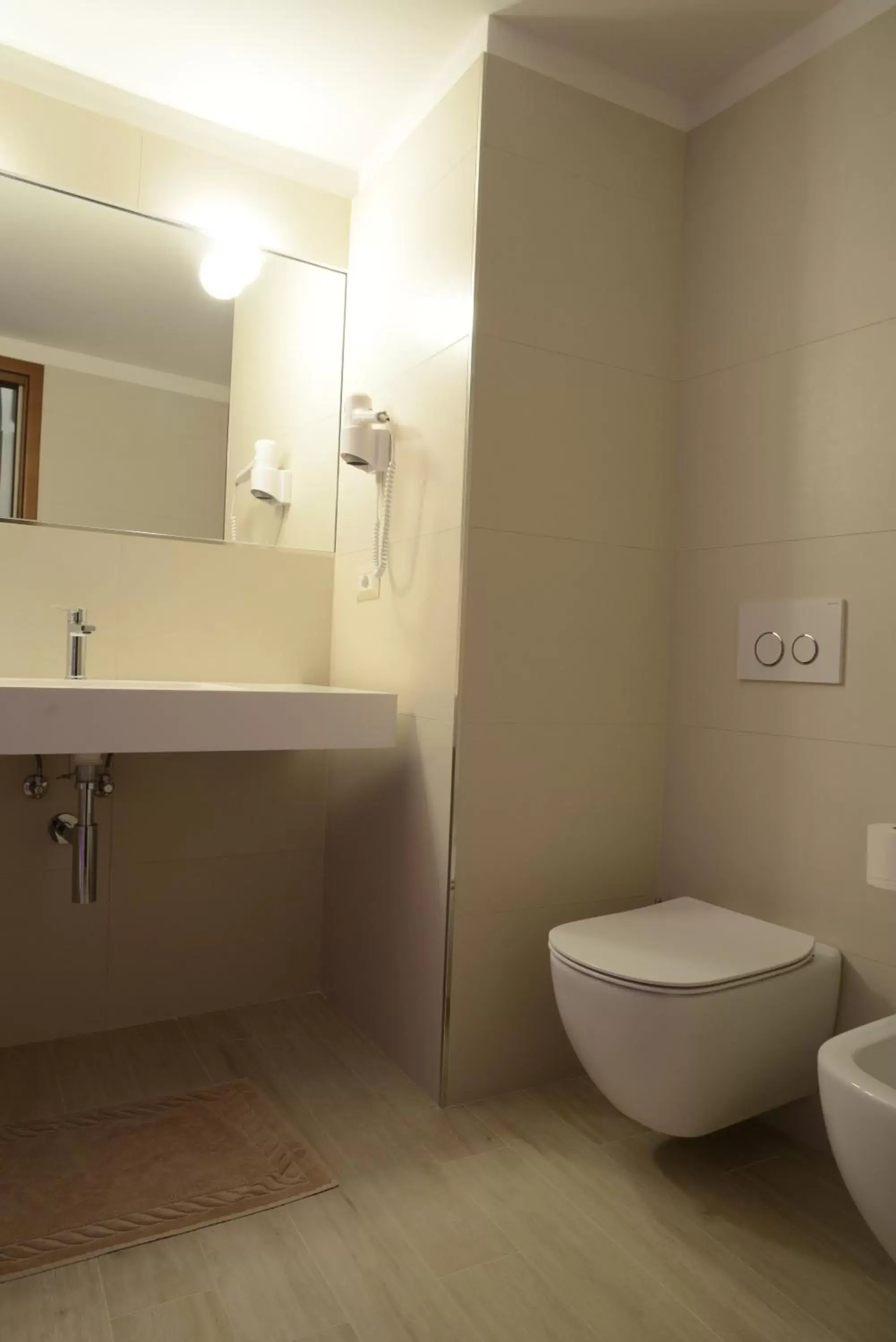 Toilet, Bathroom in Albergo Italia