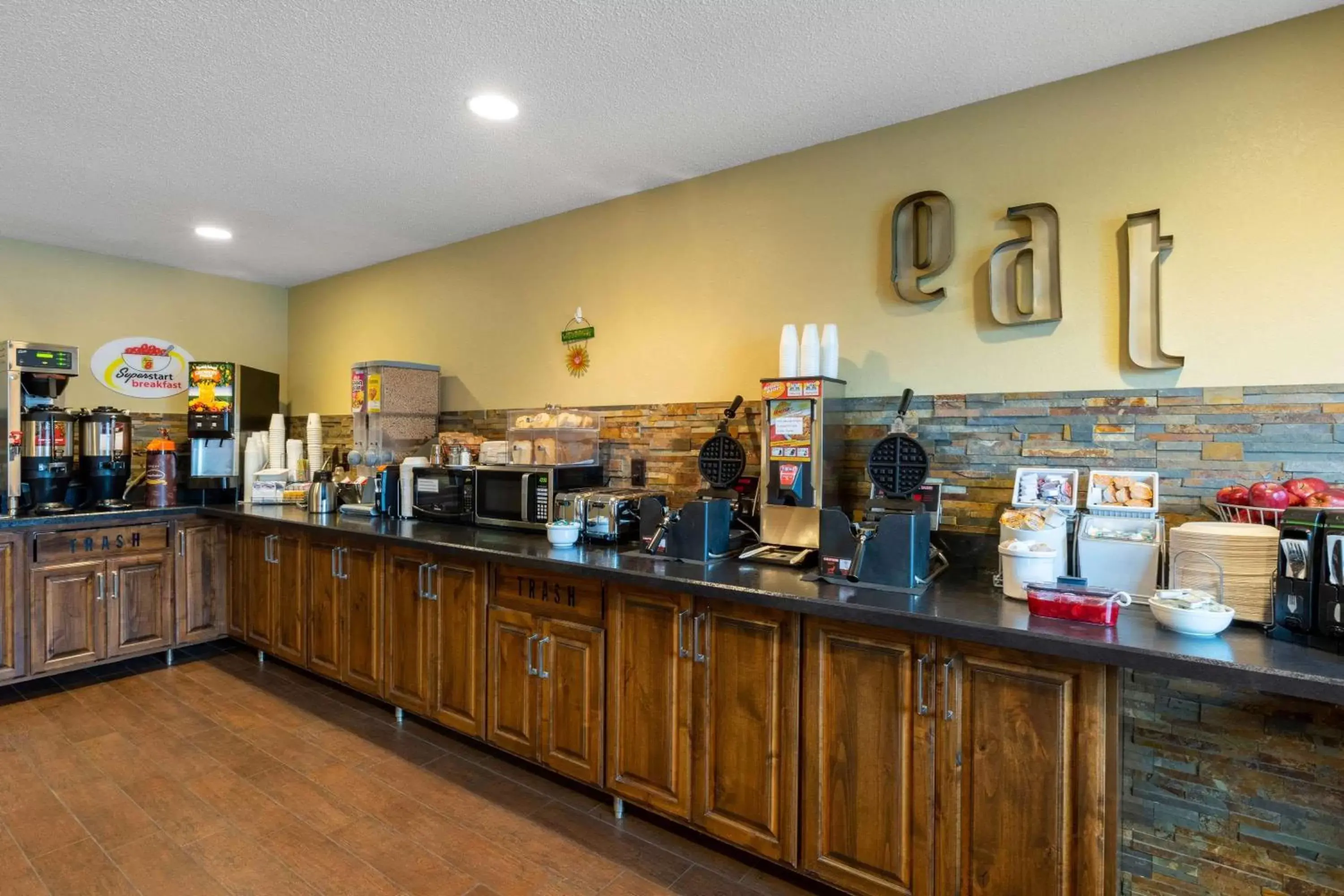 Restaurant/places to eat in Super 8 by Wyndham Bemidji MN Restaurant/places to eat in Super 8 by Wyndham Bemidji MN