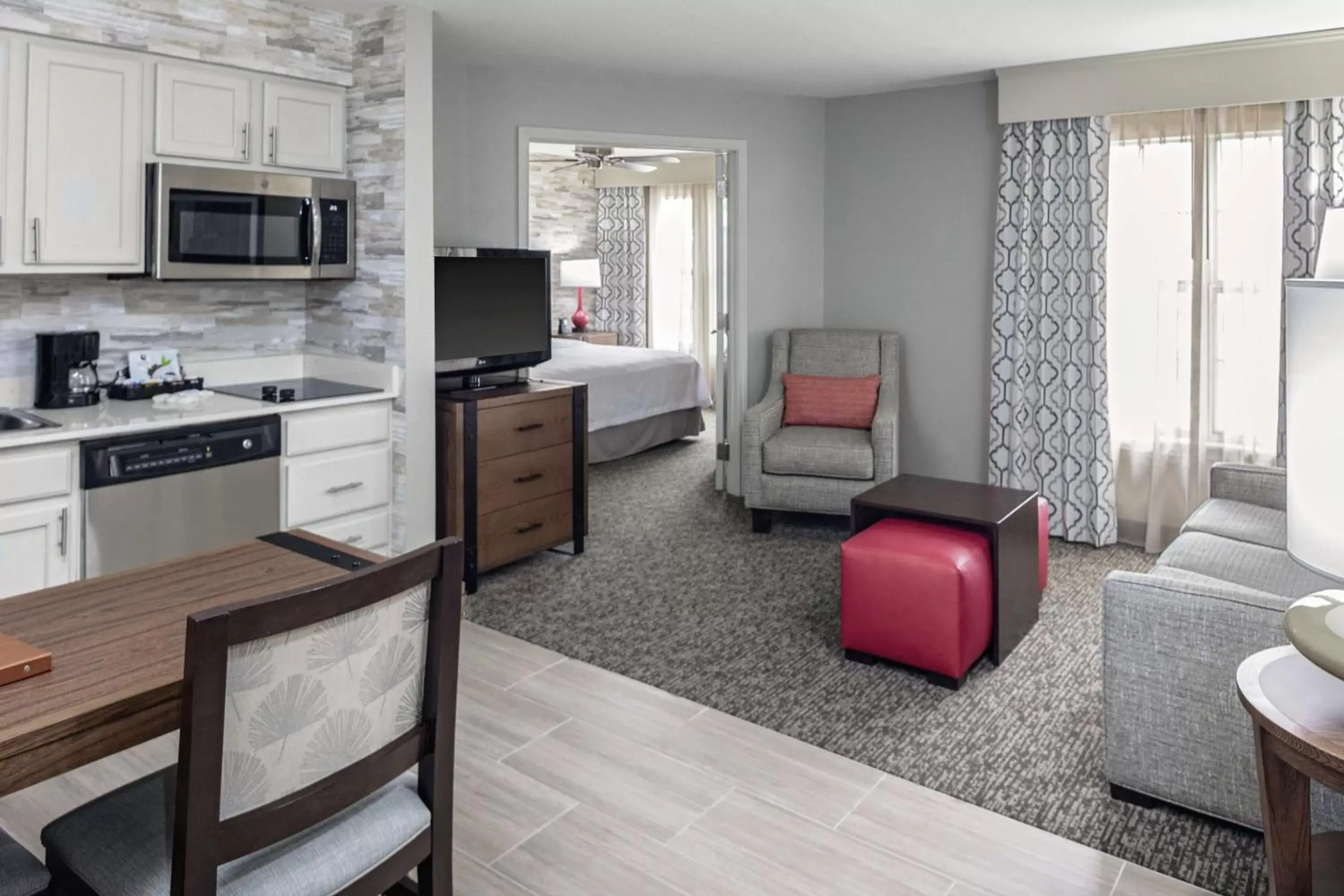 Living room, Kitchen/Kitchenette in Homewood Suites by Hilton Ft. Worth-Bedford