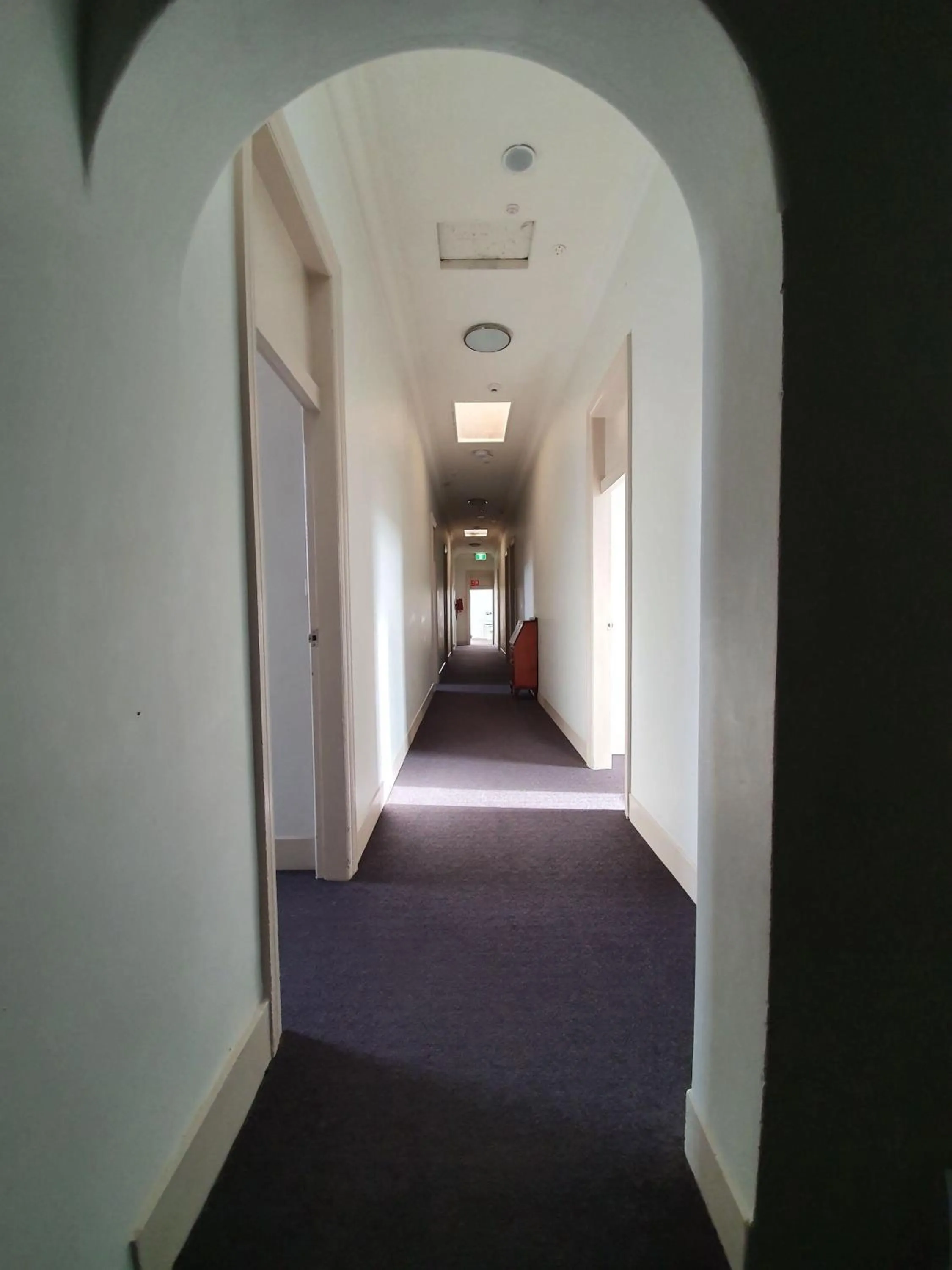 Facade/entrance in Empire Hotel Goulburn