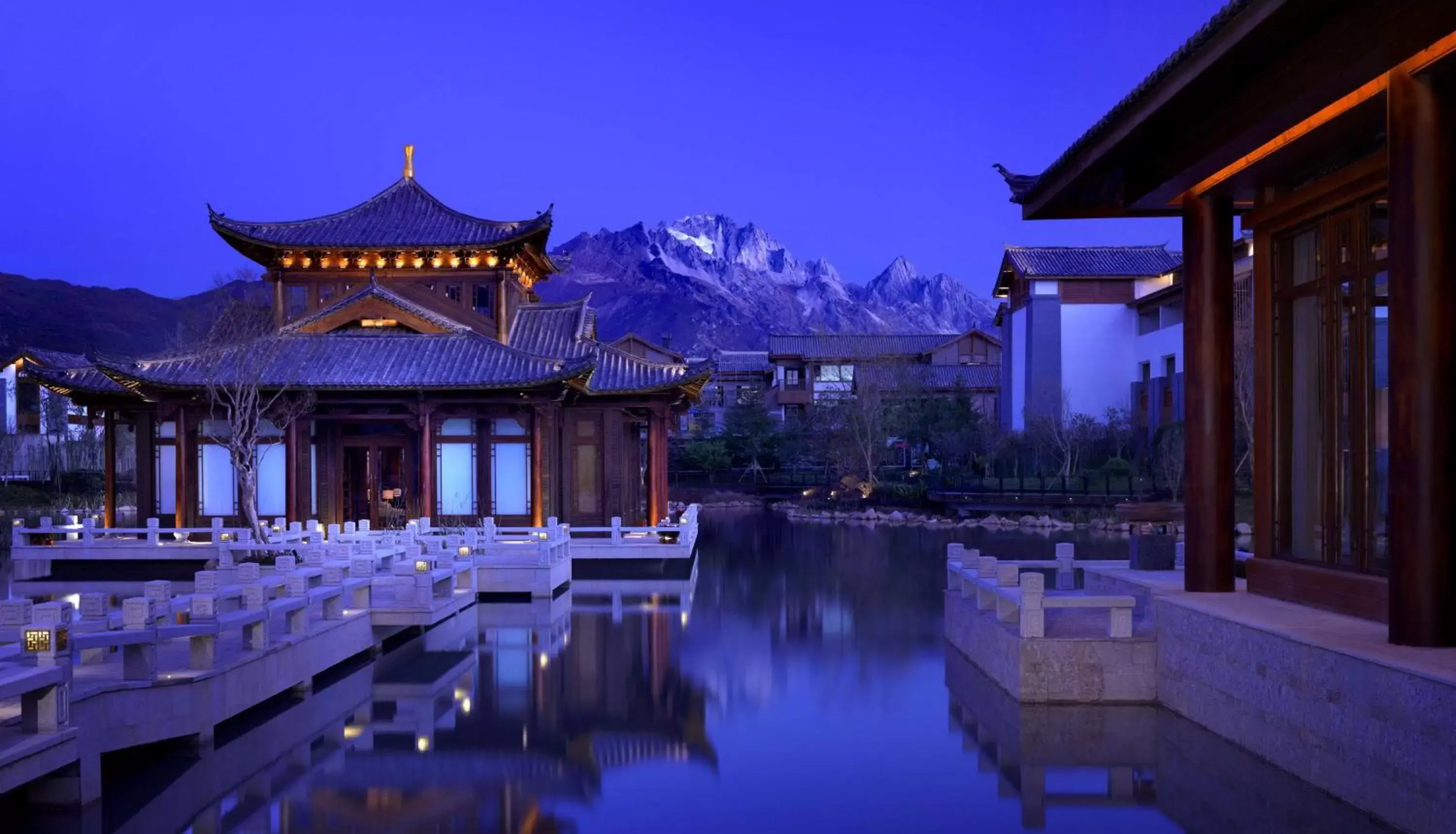 Property Building in Jinmao Hotel Lijiang, the Unbound Collection by Hyatt