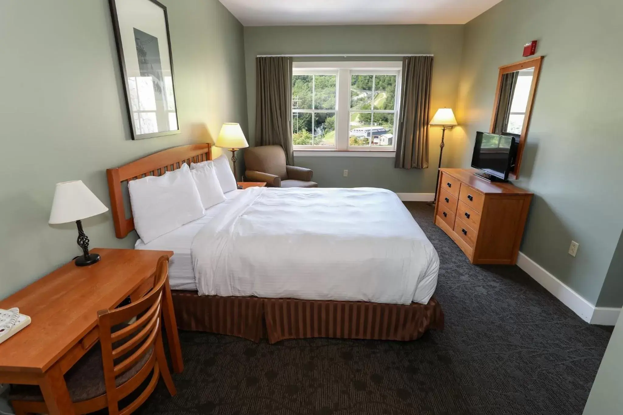 Photo of the whole room, Bed in Jackson Gore Village on Okemo Mountain
