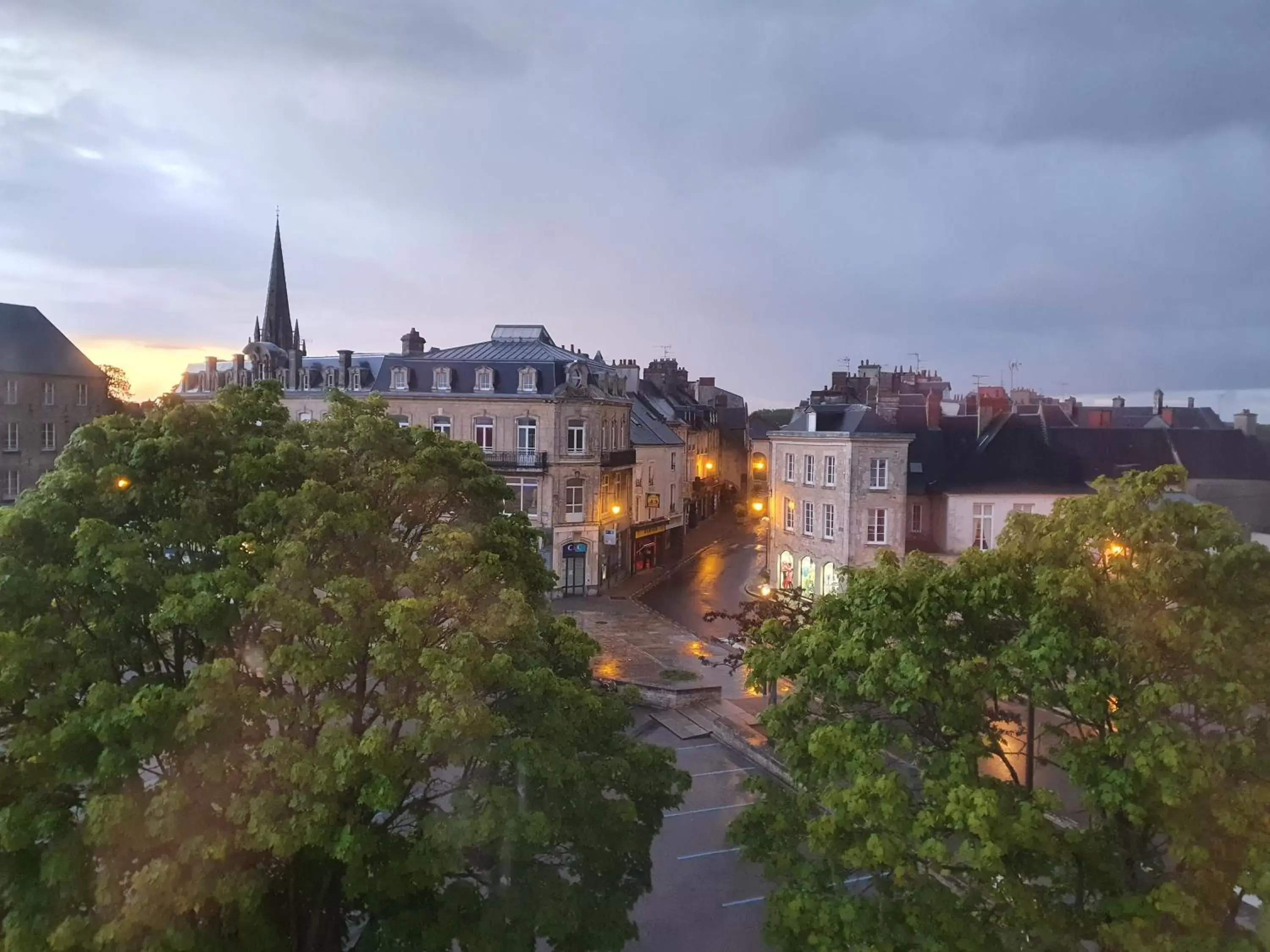 City view in Hôtel Le Vauban